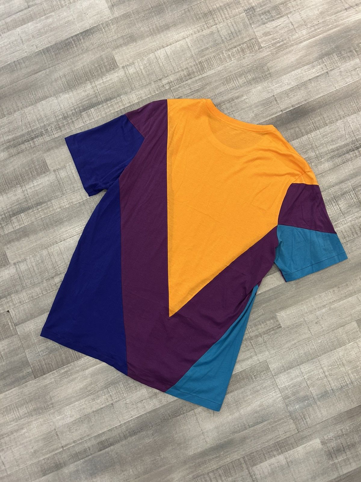 Louis Vuitton Louis Vuitton 2013 Multicolor Colorblock Pattern Tee Size US XL / EU 56 / 4 - 5 Thumbnail