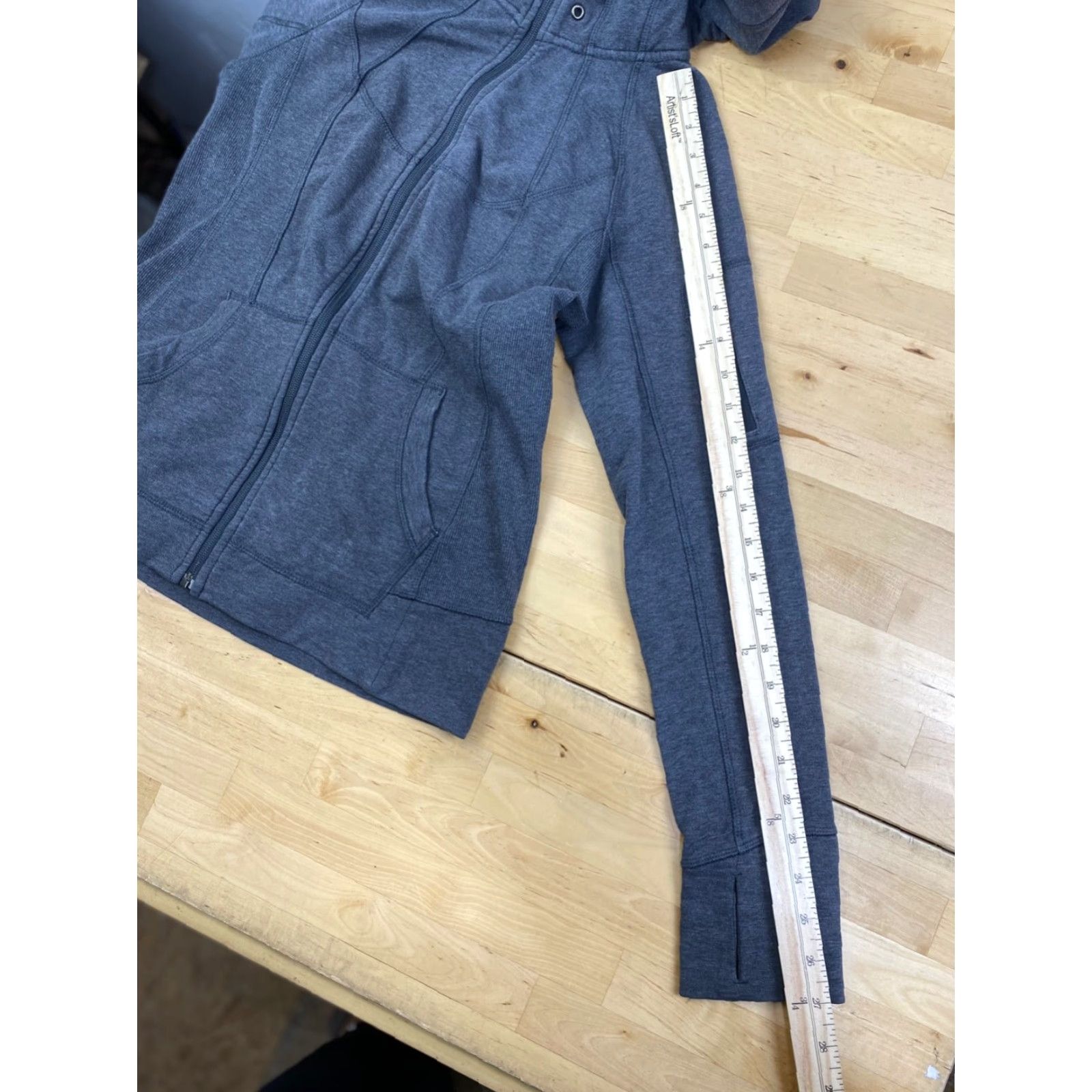 Athleta Athleta Jacket Womens M Gray Full Zip Hooded Pockets Activewear Casual 10622 Size M / US 6-8 / IT 42-44 - 6 Thumbnail