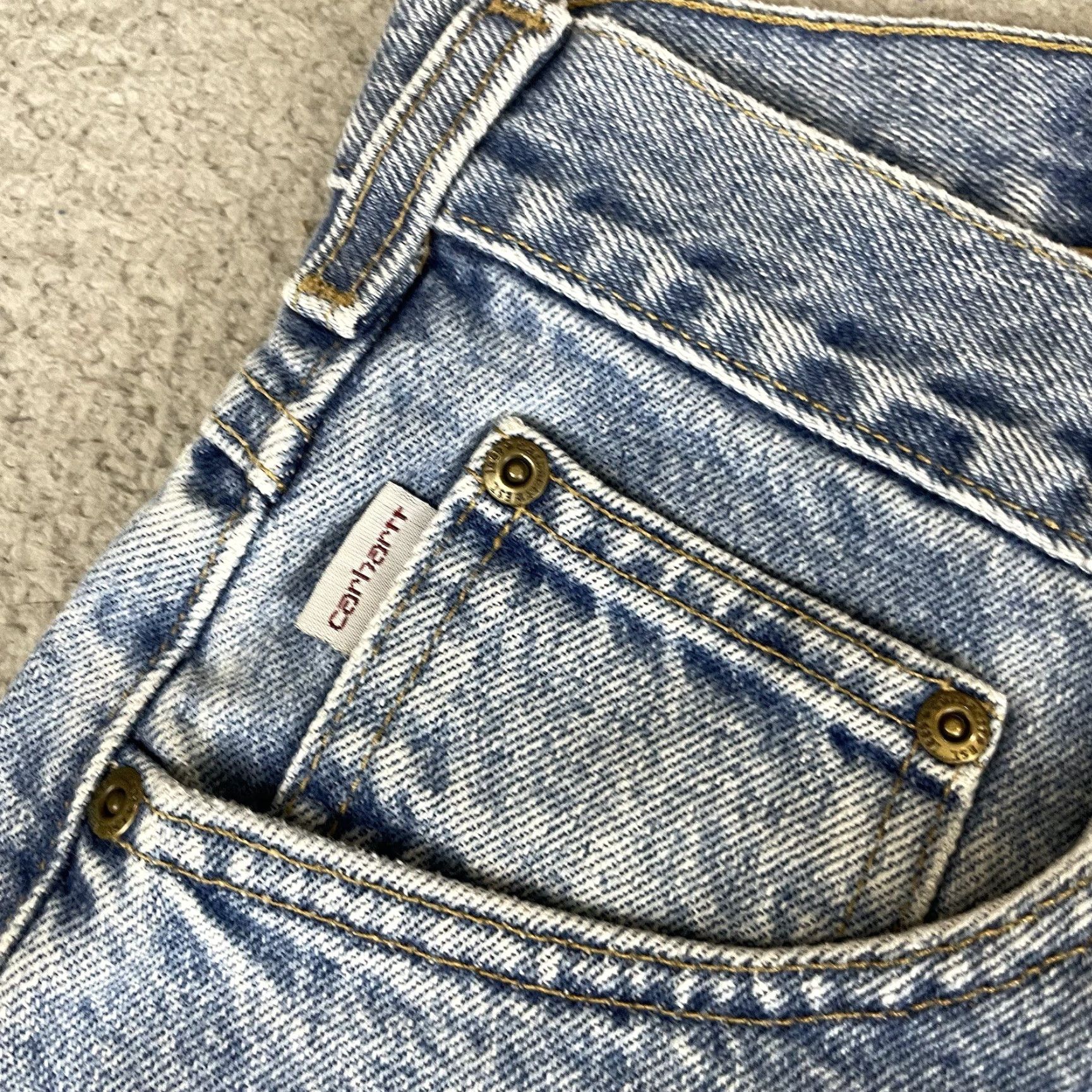 Carhartt Carhartt Jeans Mens 38x30 Blue Denim Relaxed Fit Workwear Chore Barn Light Wash Denim Jeans Size US 38 / EU 54 - 7 Thumbnail