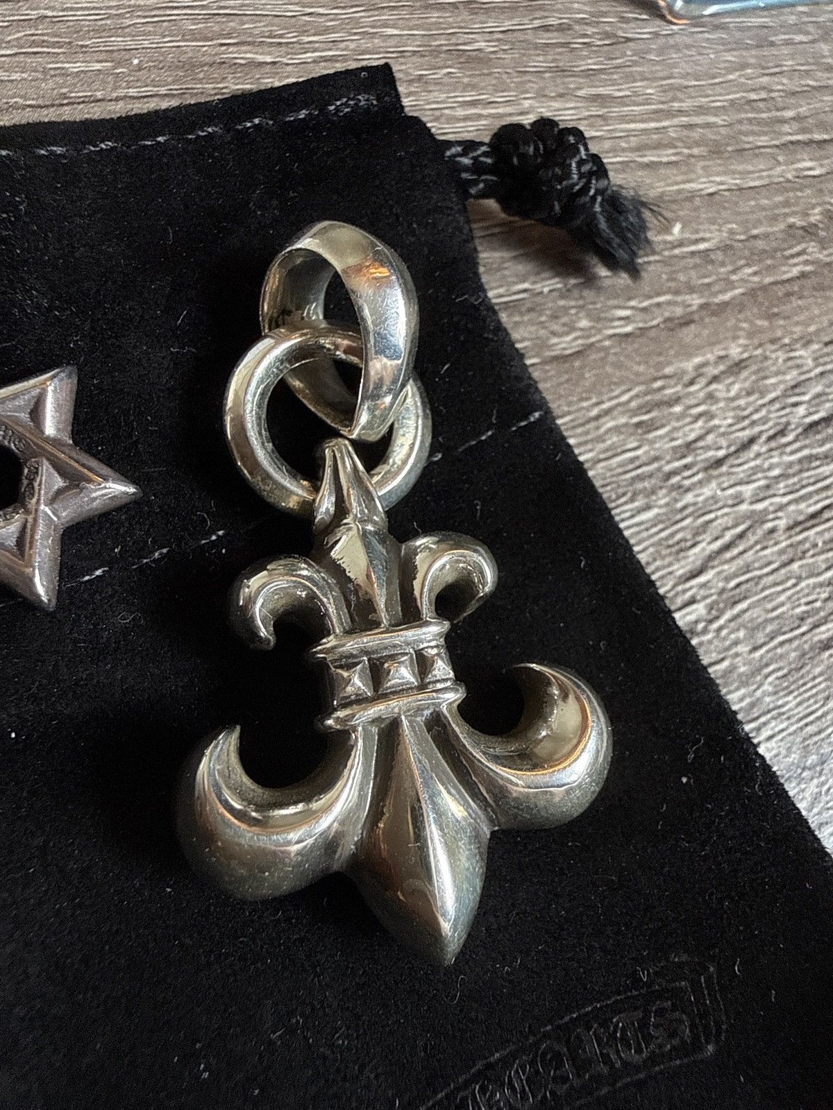 Chrome Hearts Chrome Hearts Fleur Pendant with Bale Size ONE SIZE - 7 Thumbnail