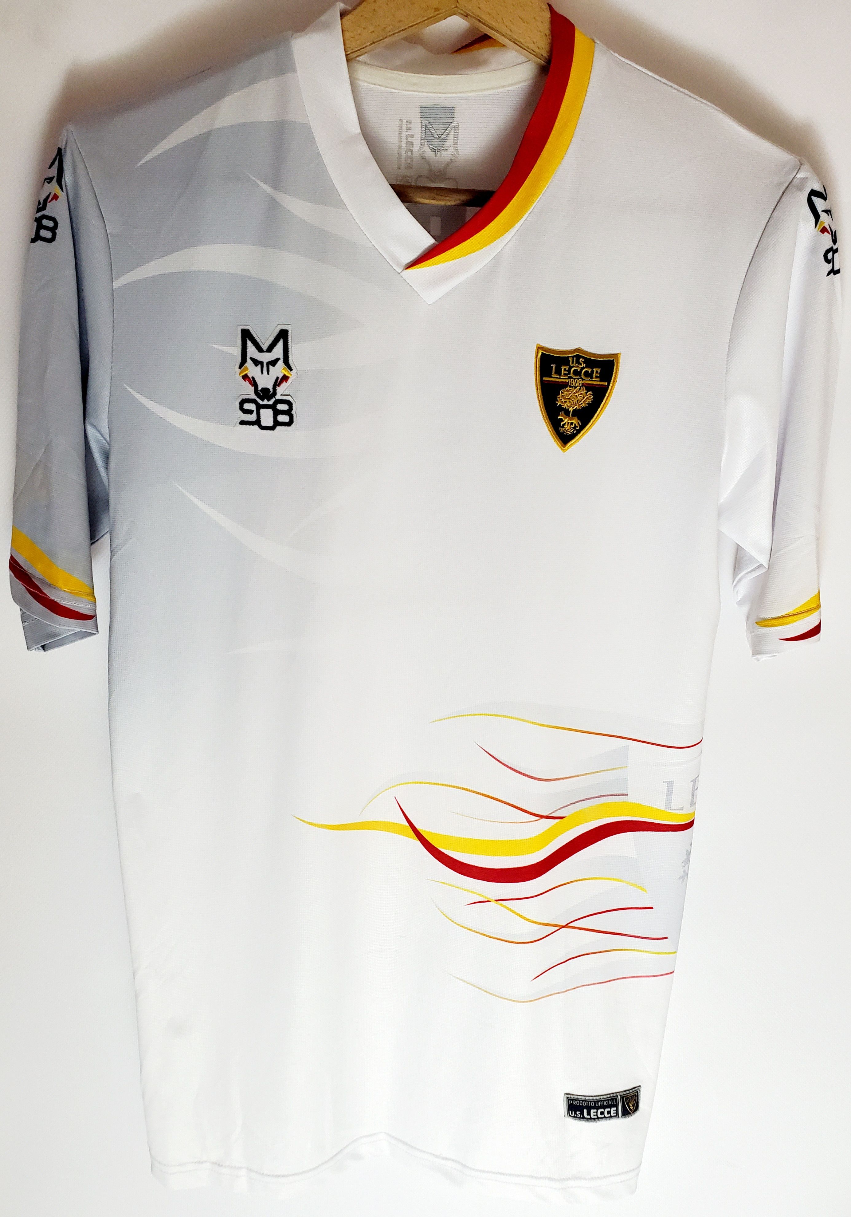 Other 2019 - 2020 Lecce away soccer jersey #5 SARAH Perfect condit Size US S / EU 44-46 / 1 - 1 Thumbnail