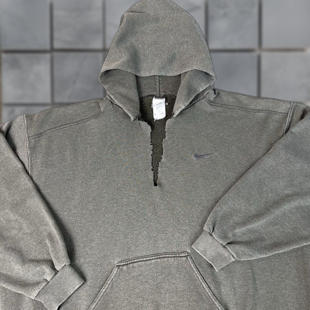 Nike VINTAGE Nike Sweatshirt Hoodie 2XL Gray Distressed 90s Essentials Sports USA Mens Size US XXL / EU 58 / 5 - 1 Thumbnail