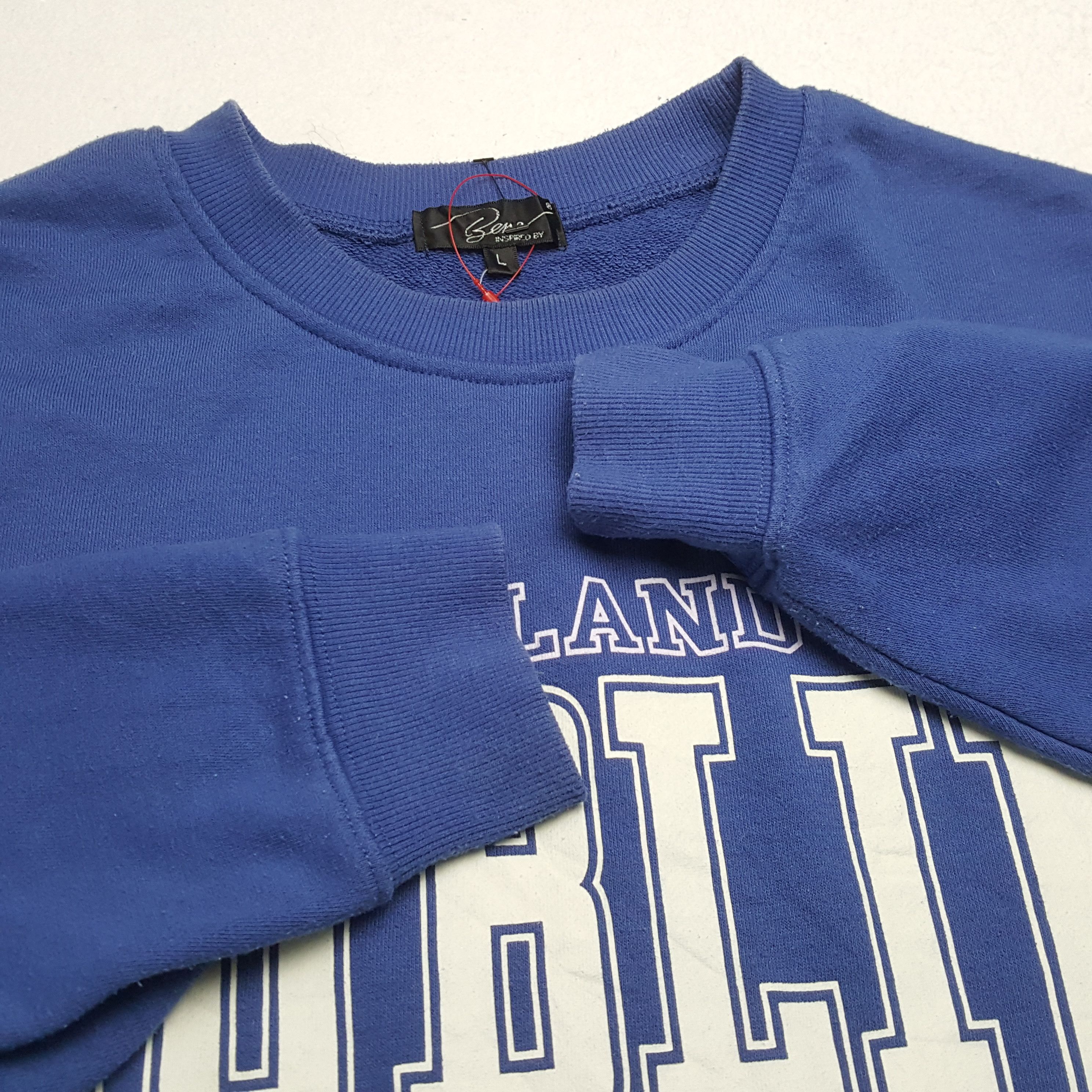 Vintage Vintage IRELAND DUBLIN Europe Country Promo Sweatshirts Size US XL / EU 56 / 4 - 8 Thumbnail