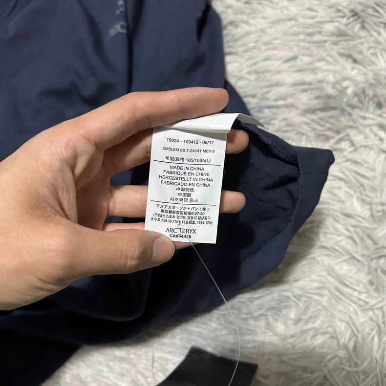 Arc'teryx Arcteryx Emblem Short Sleeve T-Shirt Size US L / EU 52-54 / 3 - 5 Thumbnail