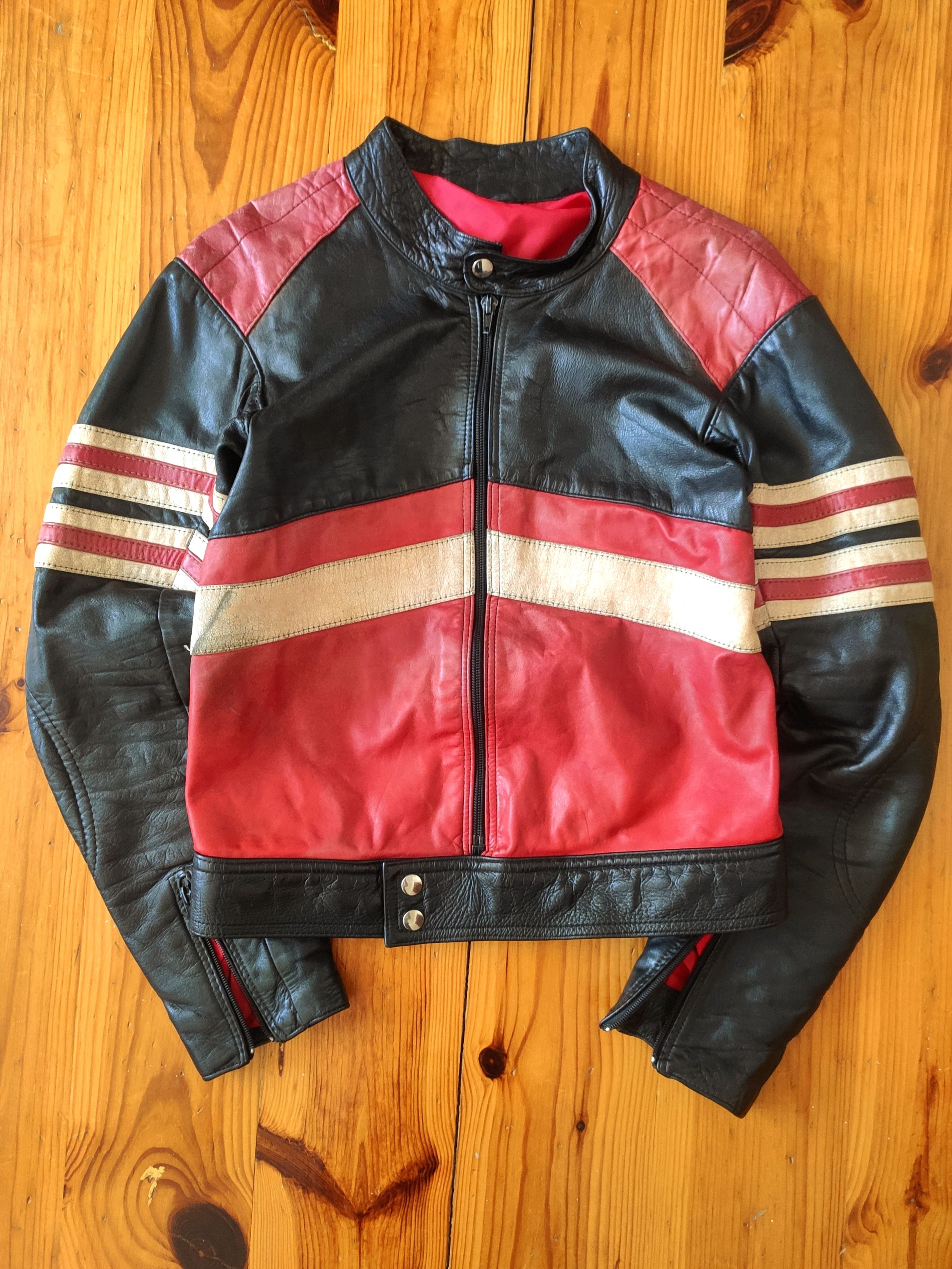 Vintage Black Red vintage Motorcycle biker leather jacket cropped S Size US S / EU 44-46 / 1 - 7 Thumbnail