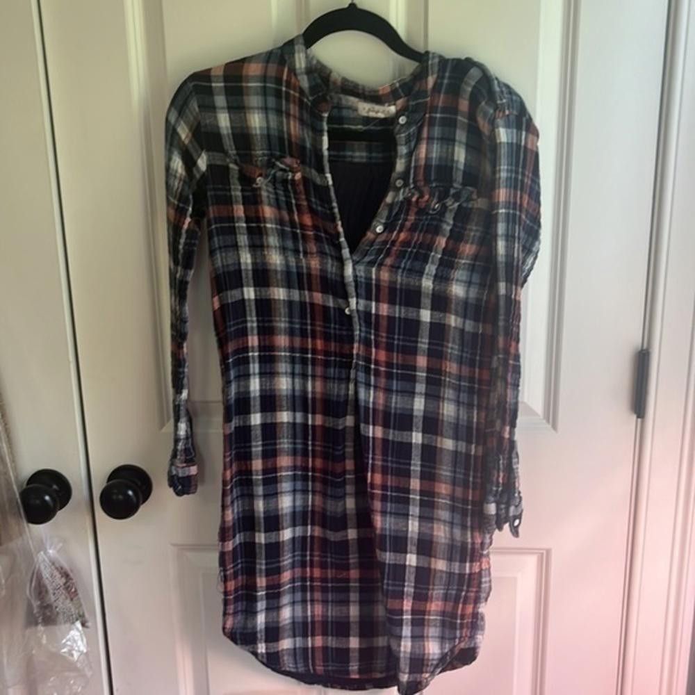 Designer Plaid button down dress, Velvet by Graham and Spencer Size XS / US 0-2 / IT 36-38 - 3 Thumbnail