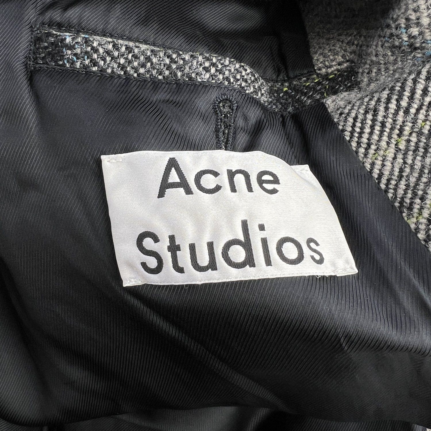 Acne Studios Acne Studios Grey Plaided Wool Coat Size US S / EU 44-46 / 1 - 5 Thumbnail