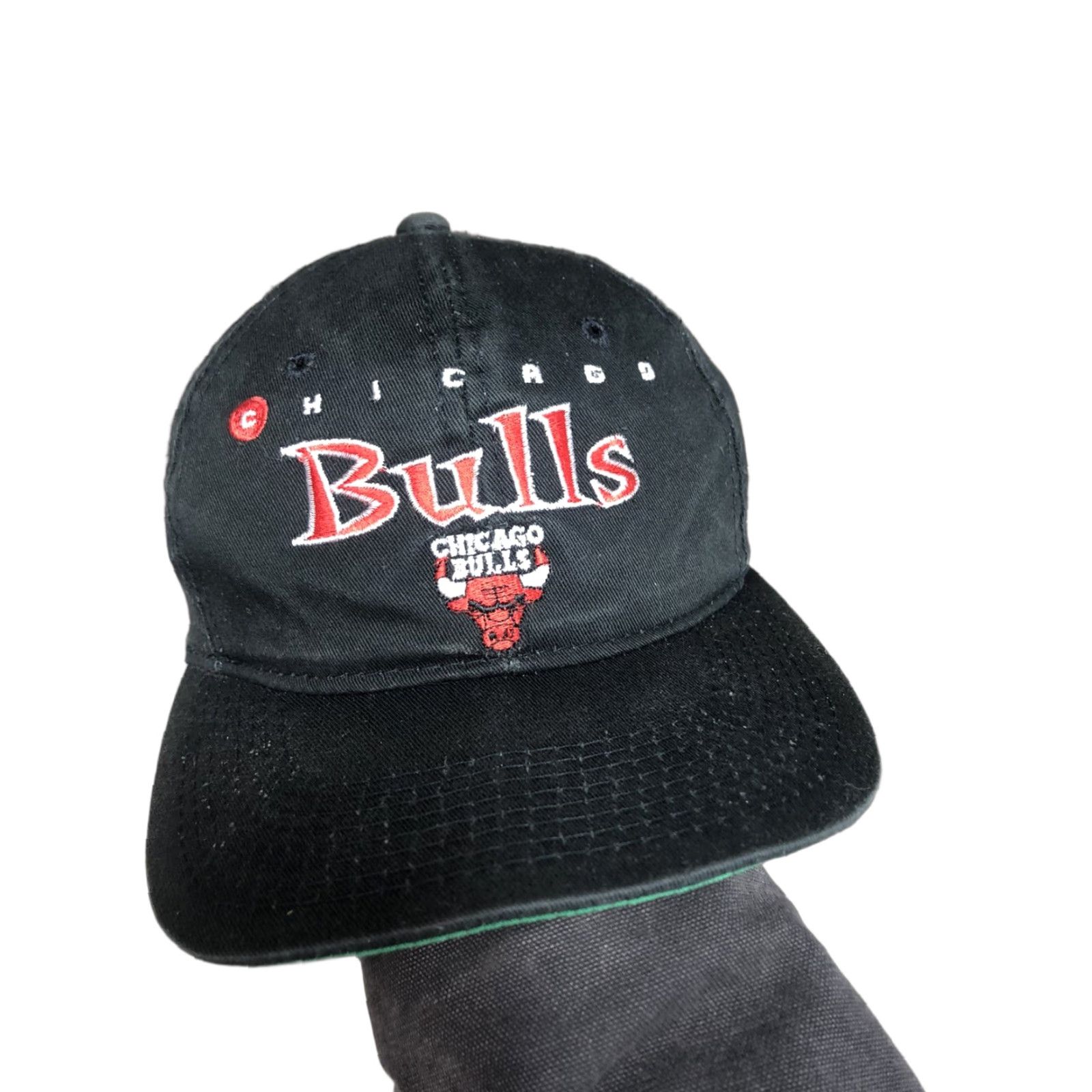 Sports Specialties VINTAGE Sports Specialties SnapBack Hat Chicago Bulls Rare Style Script Spellout Mens Adjustable Black Sports Specialties Hat Size ONE SIZE - 1 Thumbnail