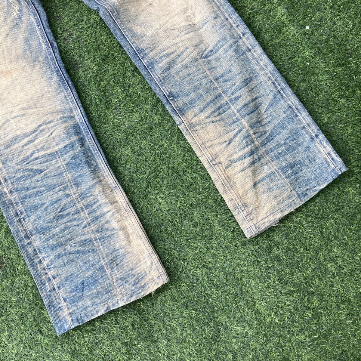 Japanese Brand A.V.H COSTUME DISTRESSED JEANS Size US 31 - 5 Thumbnail