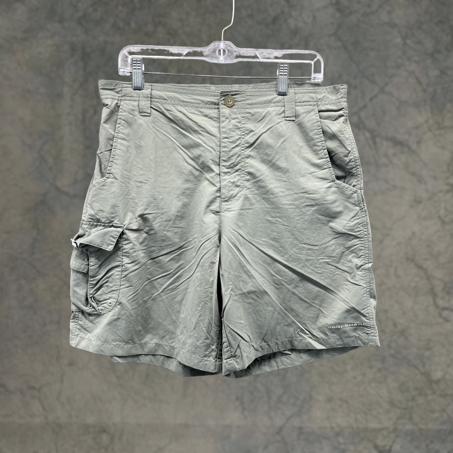 Vintage Columbia PFG Omni-Shade Shorts Mens Medium Green Nylon Cargo Fishing 8 Inseam Size US 31 - 1 Thumbnail
