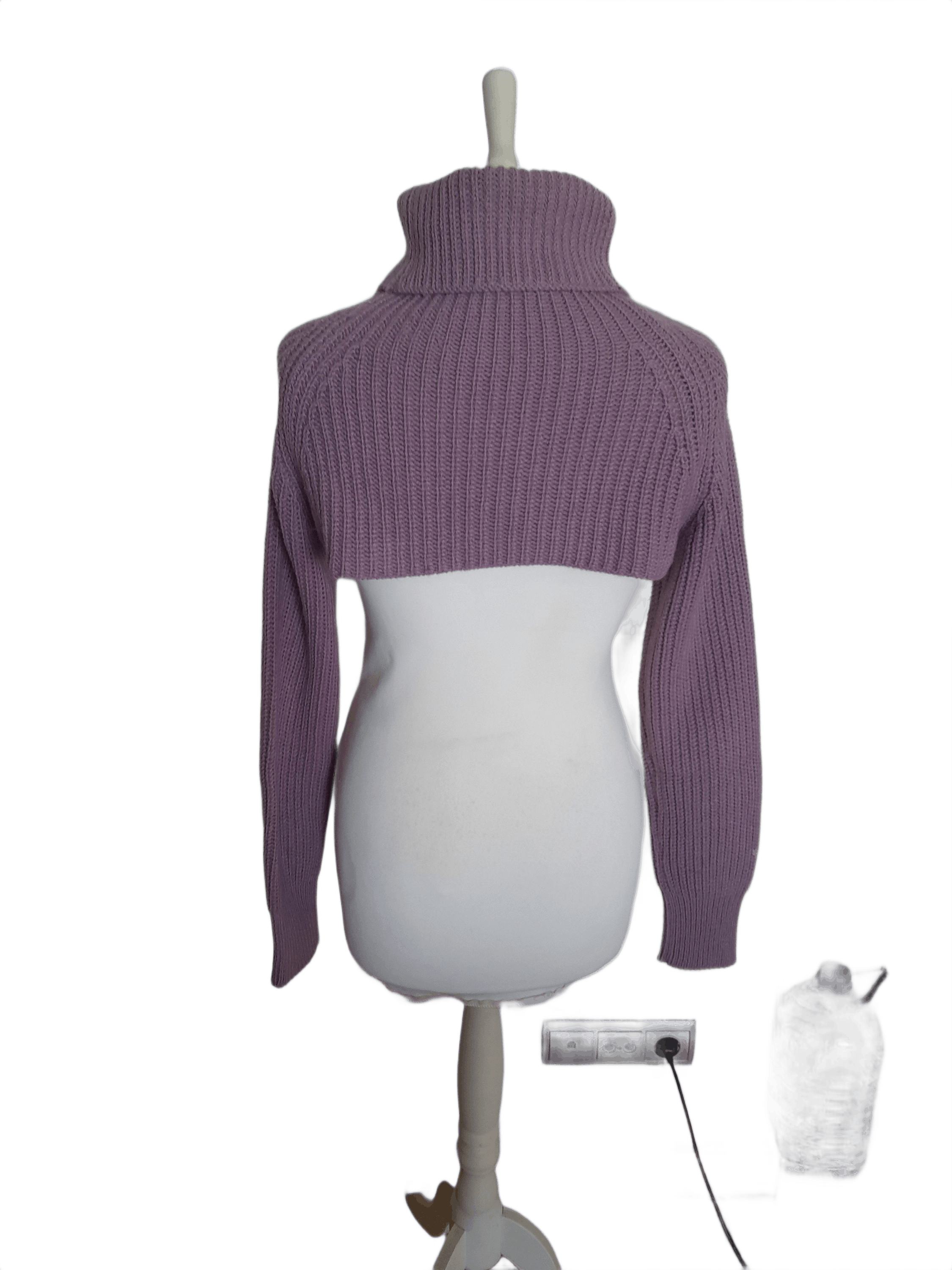 Valentino Valentino Cropped Lilac Knit Top Size L / US 10 / IT 46 - 13 Thumbnail