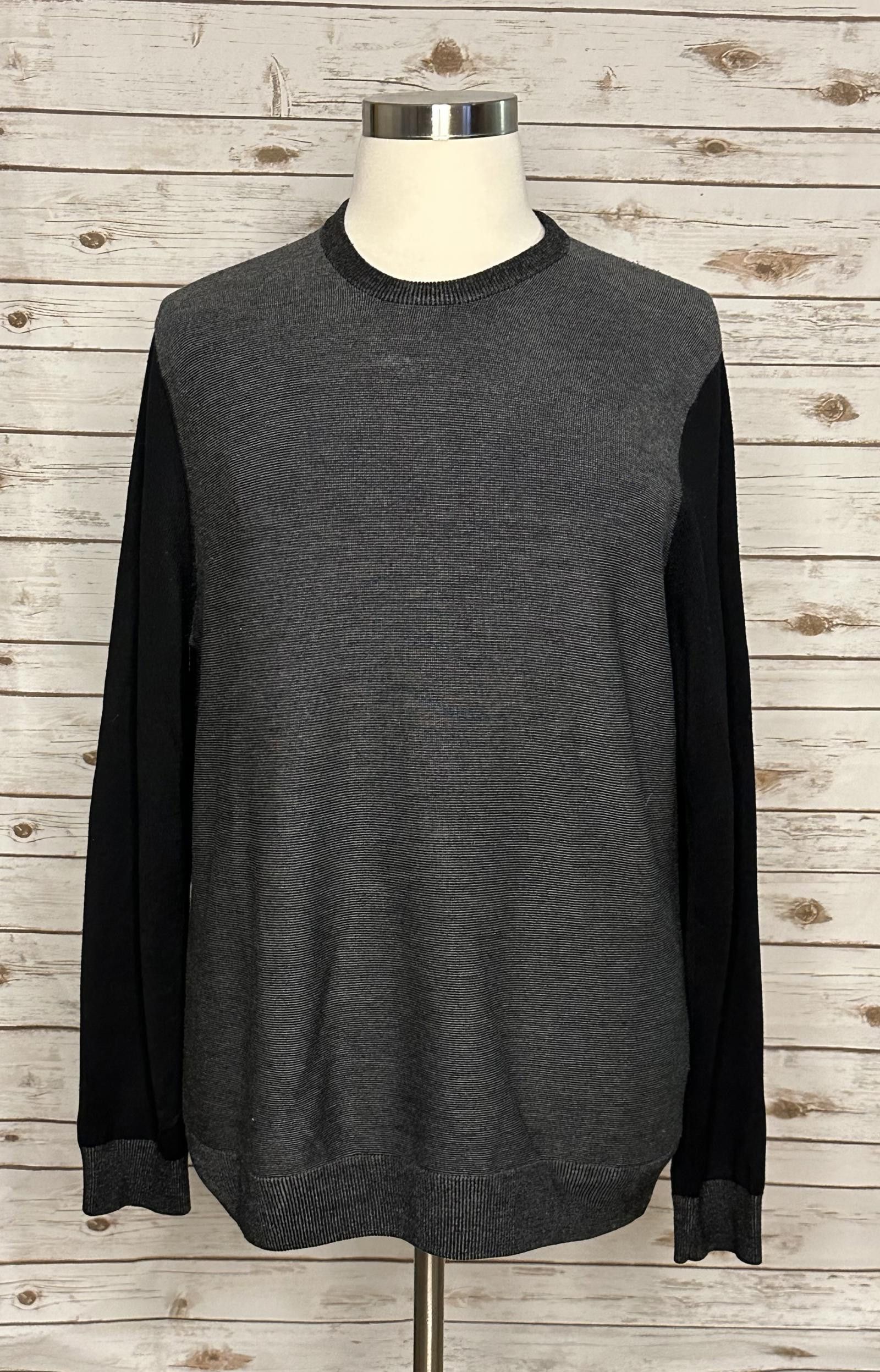 Vince Vince 100% wool grey and black colorblock sweater Size XL Size US XL / EU 56 / 4 - 1 Thumbnail