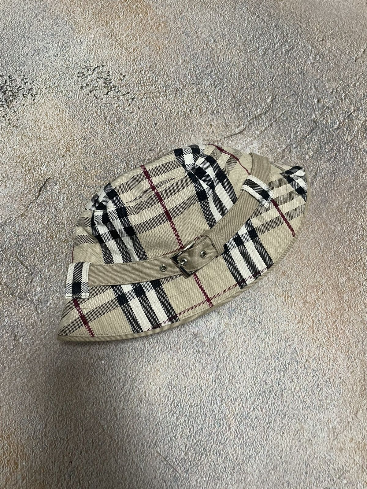 Burberry Nova Check Bucket Hat