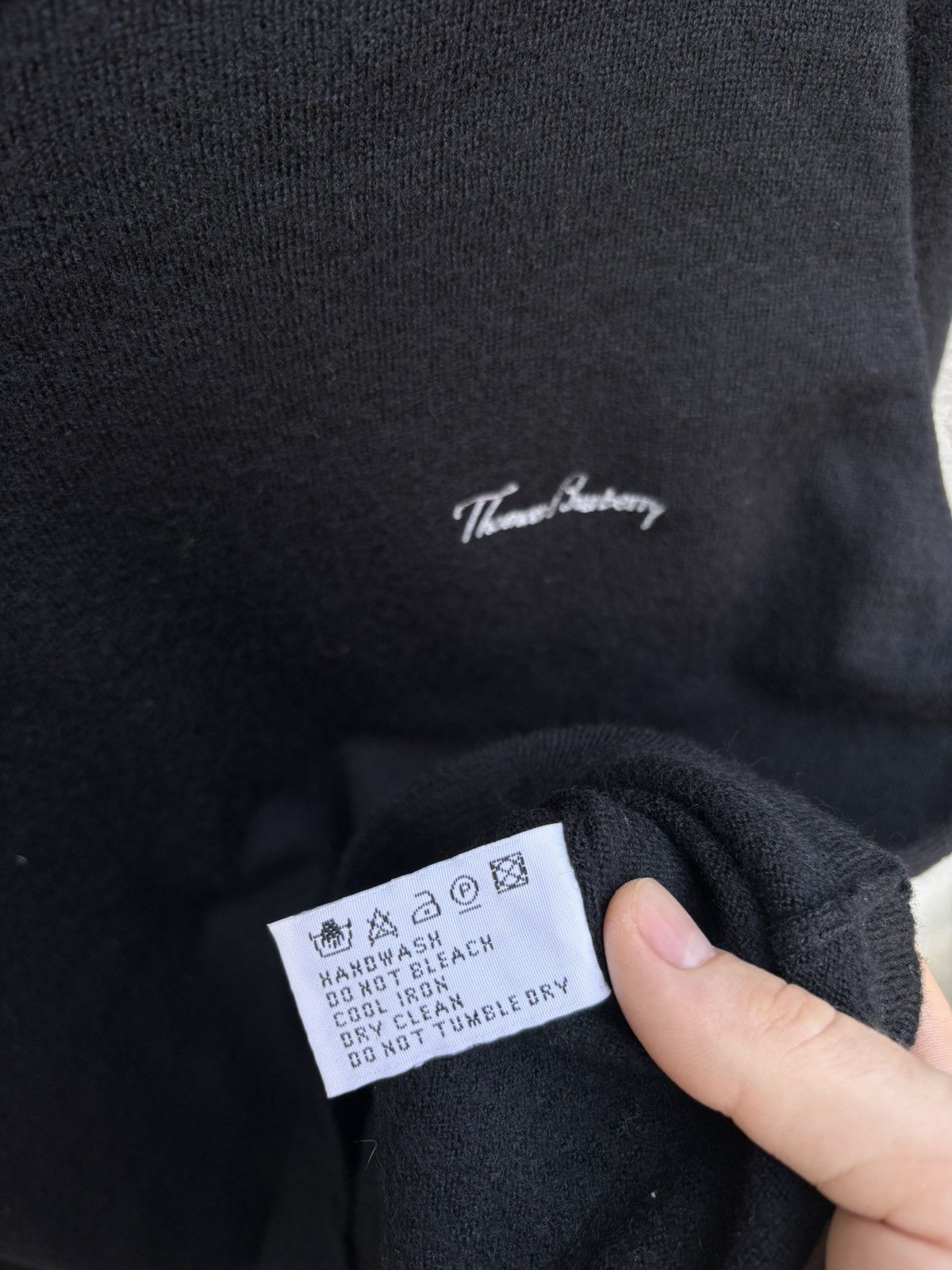Burberry Thomas Burberry black sweater 100% marines wool L size Size L / US 10 / IT 46 - 7 Thumbnail