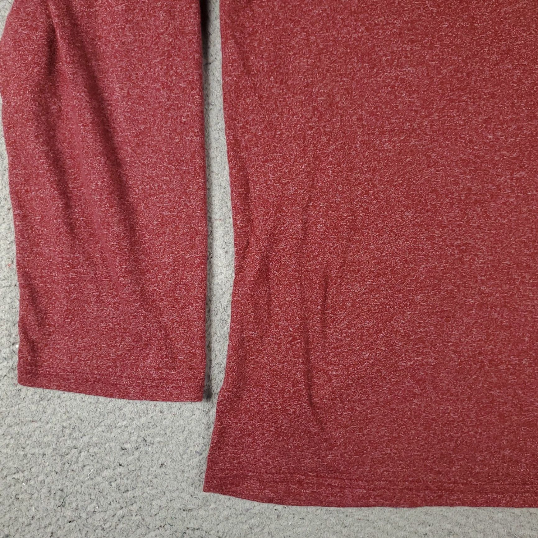 Vintage Penguin T-Shirt Mens XL Red Long Sleeve Crew Neck Casual Classic Outdoor Size US XL / EU 56 / 4 - 3 Thumbnail