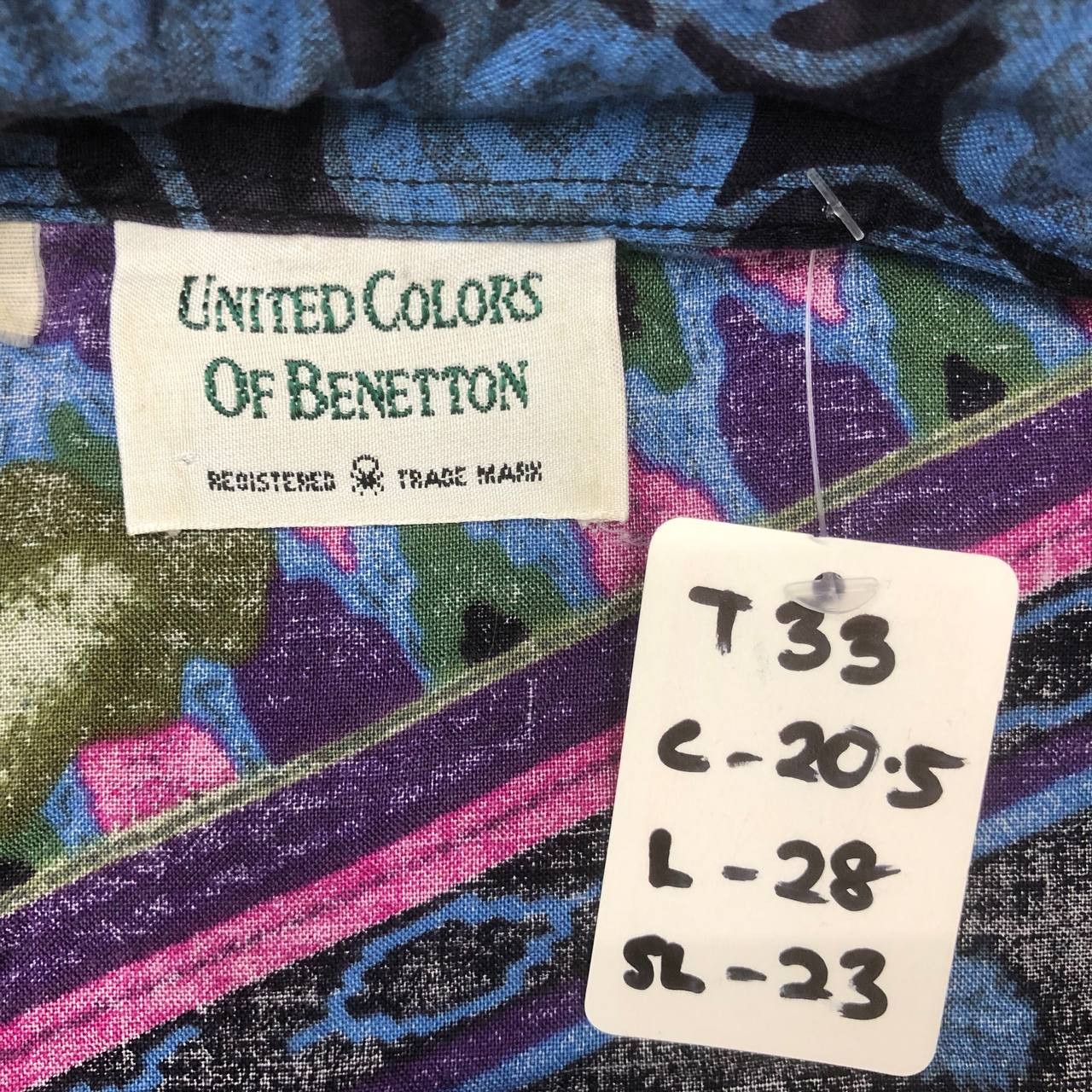 United Colors Of Benetton T33 UNITE COLORS OF BENETTON ART FULLPRINT SHIRTS Size US M / EU 48-50 / 2 - 6 Thumbnail