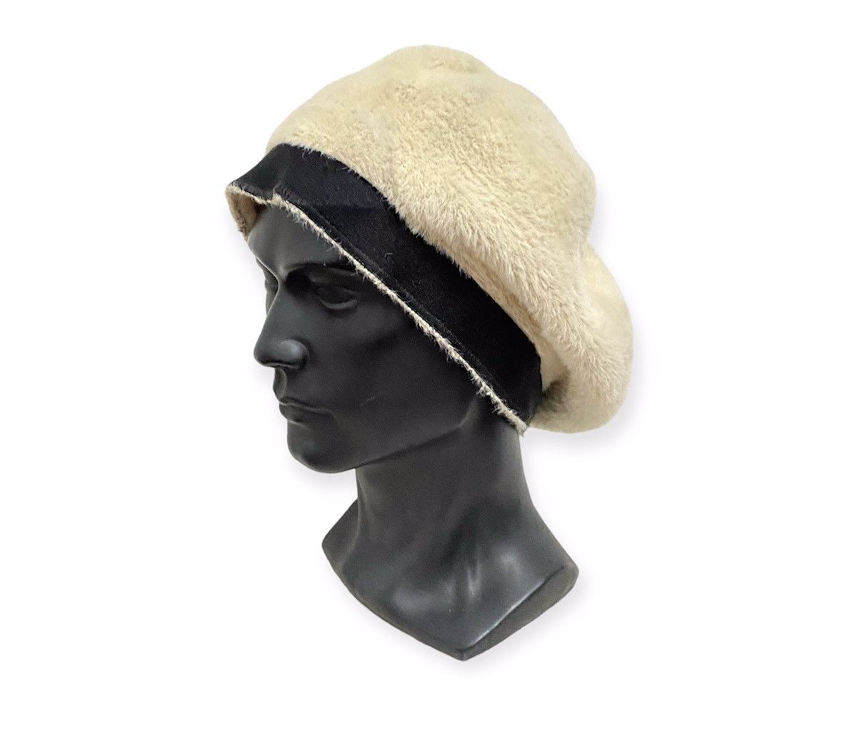 Japanese Brand Japanese Brand Fur Fleece Beanie Hat Size ONE SIZE - 1 Thumbnail