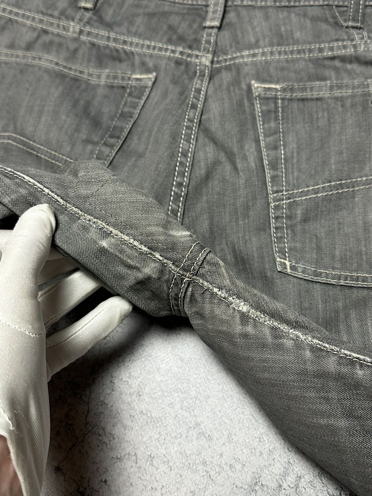 Armani Vintage Armani Jeans Metal Logo Pants Size US 34 / EU 50 - 19 Thumbnail