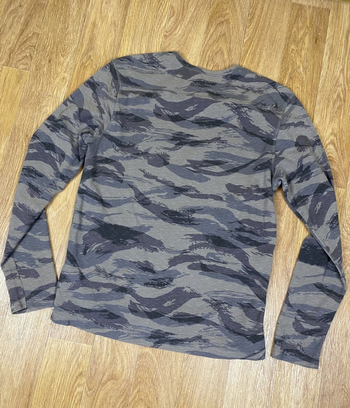 Allsaints Allsaints Camo Waffle Crewneck Long Sleeve Size: S Size US S / EU 44-46 / 1 - 5 Thumbnail