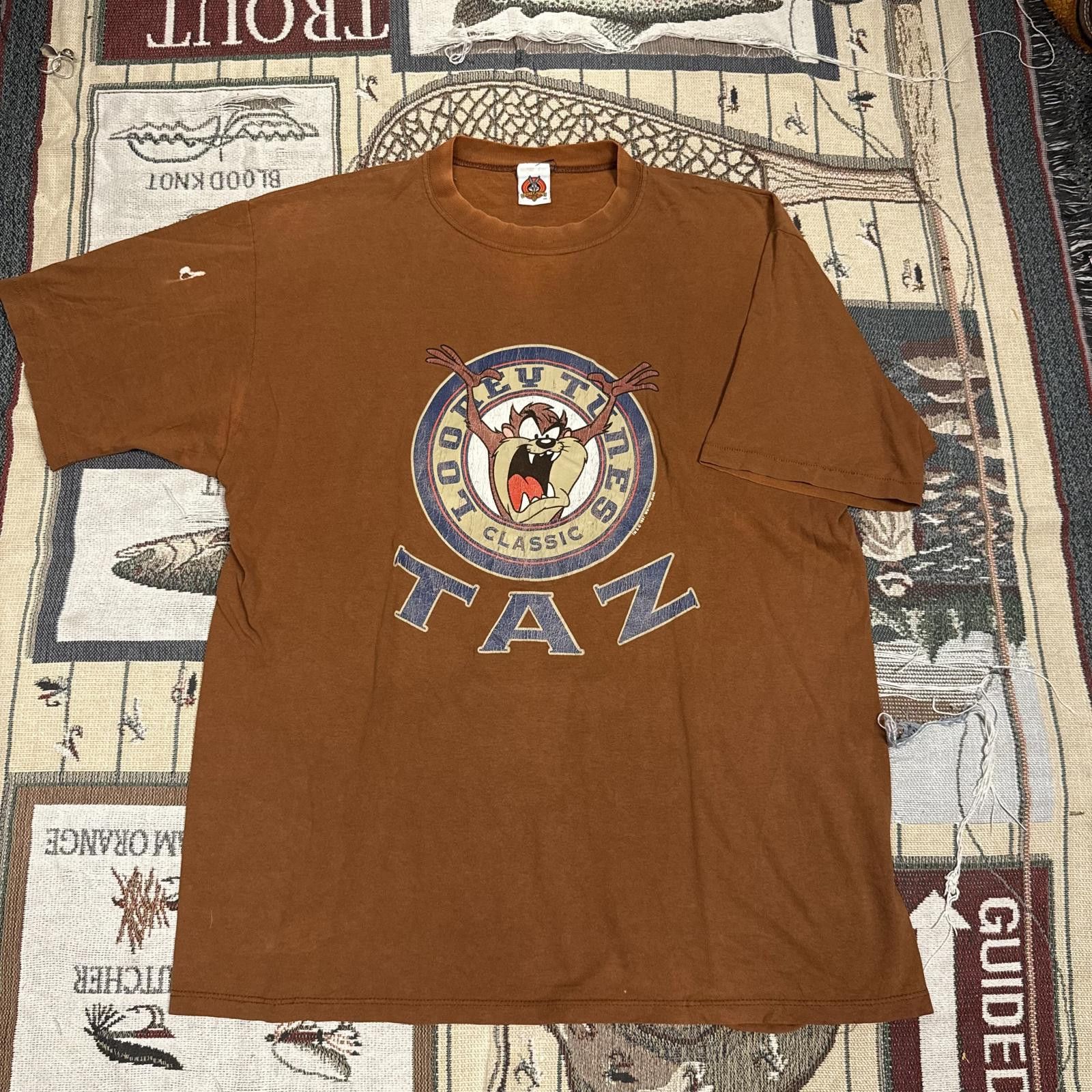 Designer Vintage 1997 Looney Tunes Classic TAZ Orange Graphic Tee Size US XL / EU 56 / 4 - 1 Thumbnail