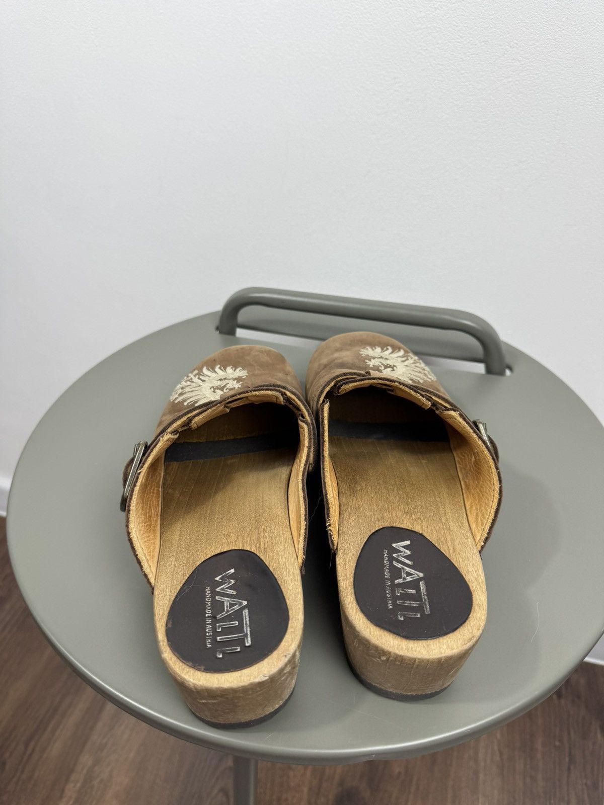 Other WALT Handmade Austrian Leather Wooden Clogs Sandals EU 37 Size US 6 / IT 36 - 8 Thumbnail