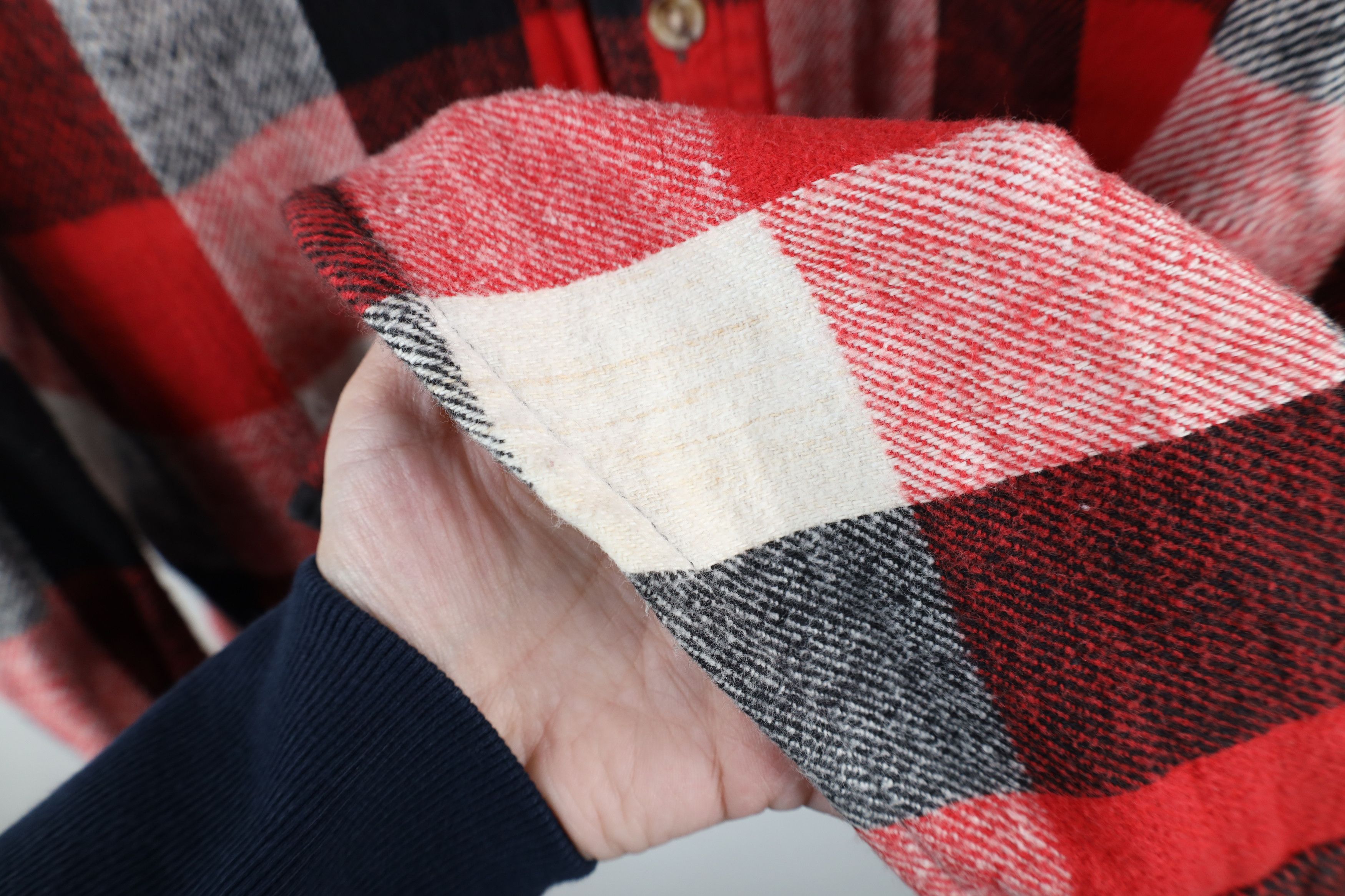 Vintage Vintage 90s Streetwear Heavyweight Flannel Button Shirt Size US L / EU 52-54 / 3 - 5 Thumbnail