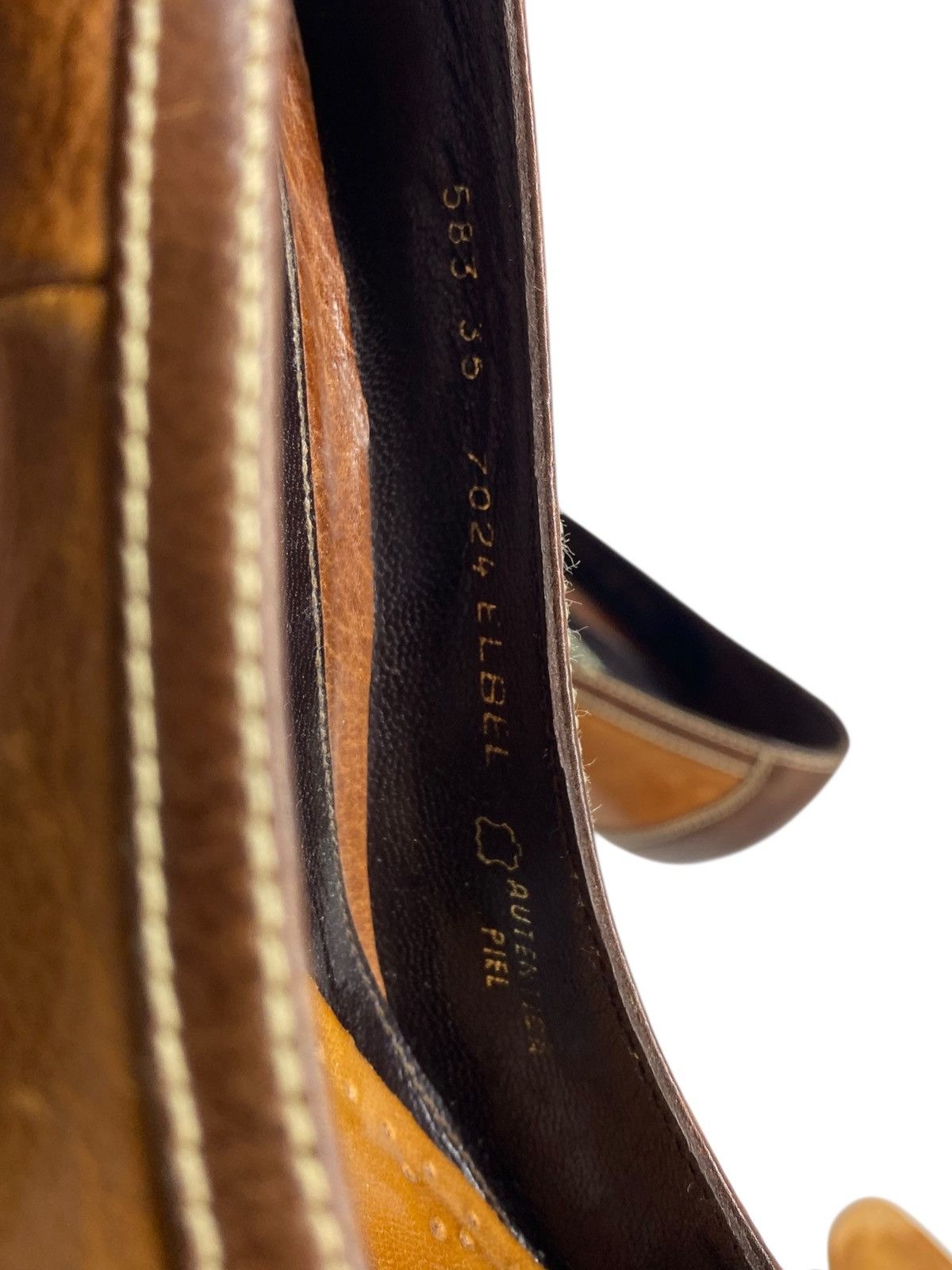 Balenciaga 🔥 BALENCIAGA BROWN TASSLE PUMPS VINTAGE LOAFER STYLE Size US 5 / IT 35 - 20 Thumbnail