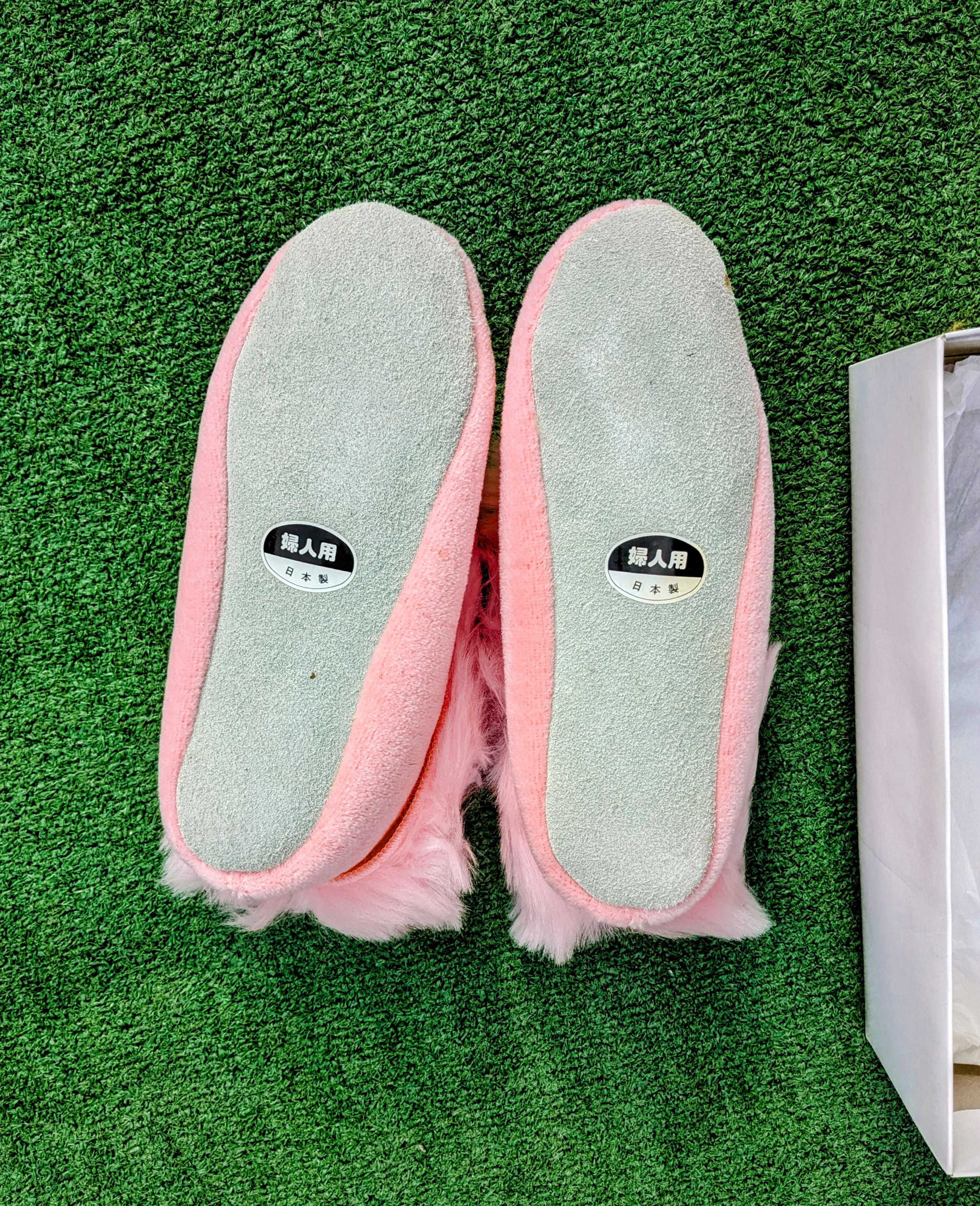 Vintage Living Joy Japanese Furry Pink Slippers w/Storage Mark NOS Size US 5.5 / IT 35.5 - 5 Thumbnail