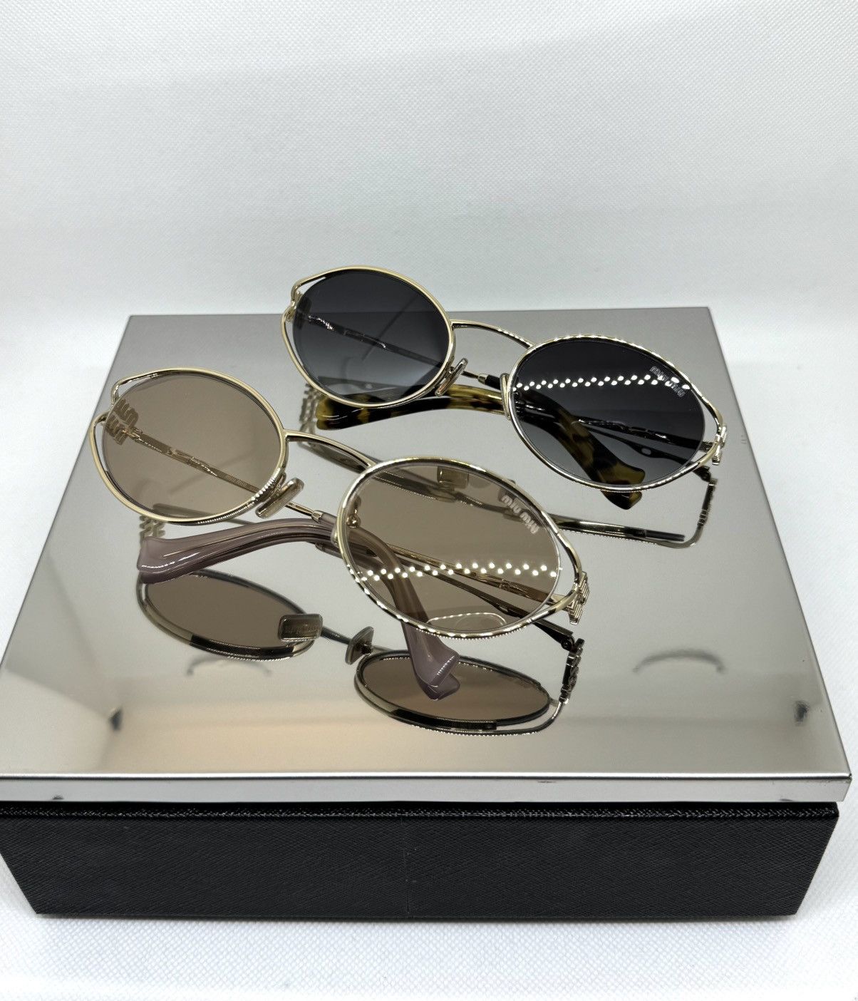 Miu Miu NEW Miu Miu sunglasses SMU 52YS ZVN-20F Size ONE SIZE - 1 Thumbnail