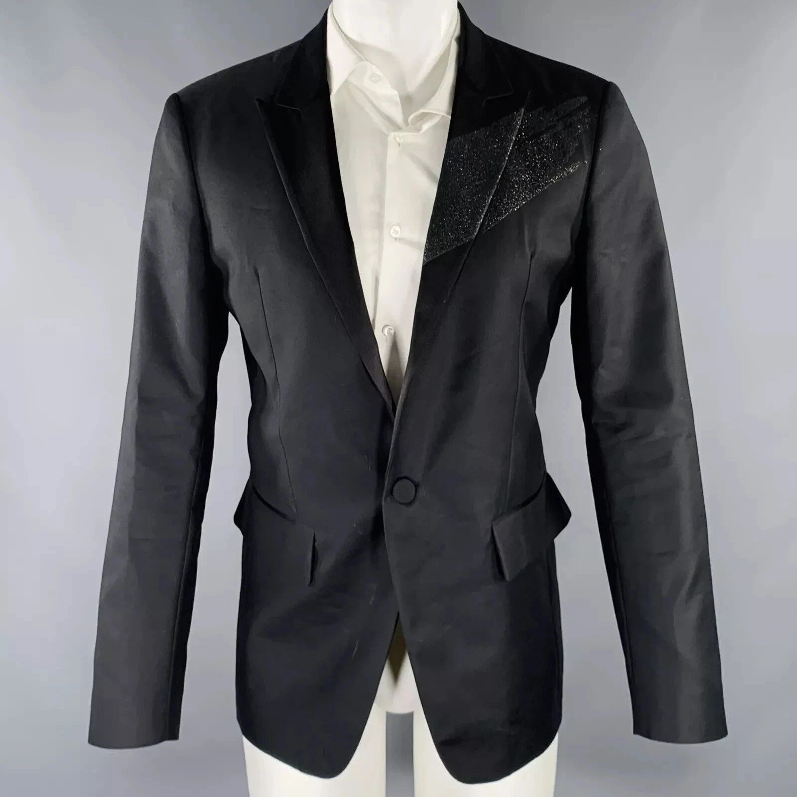 Dsquared2 DSQUARED2 Size 38 Black Glitter Wool Silk Peak Lapel Coat Size 38R - 2 Thumbnail