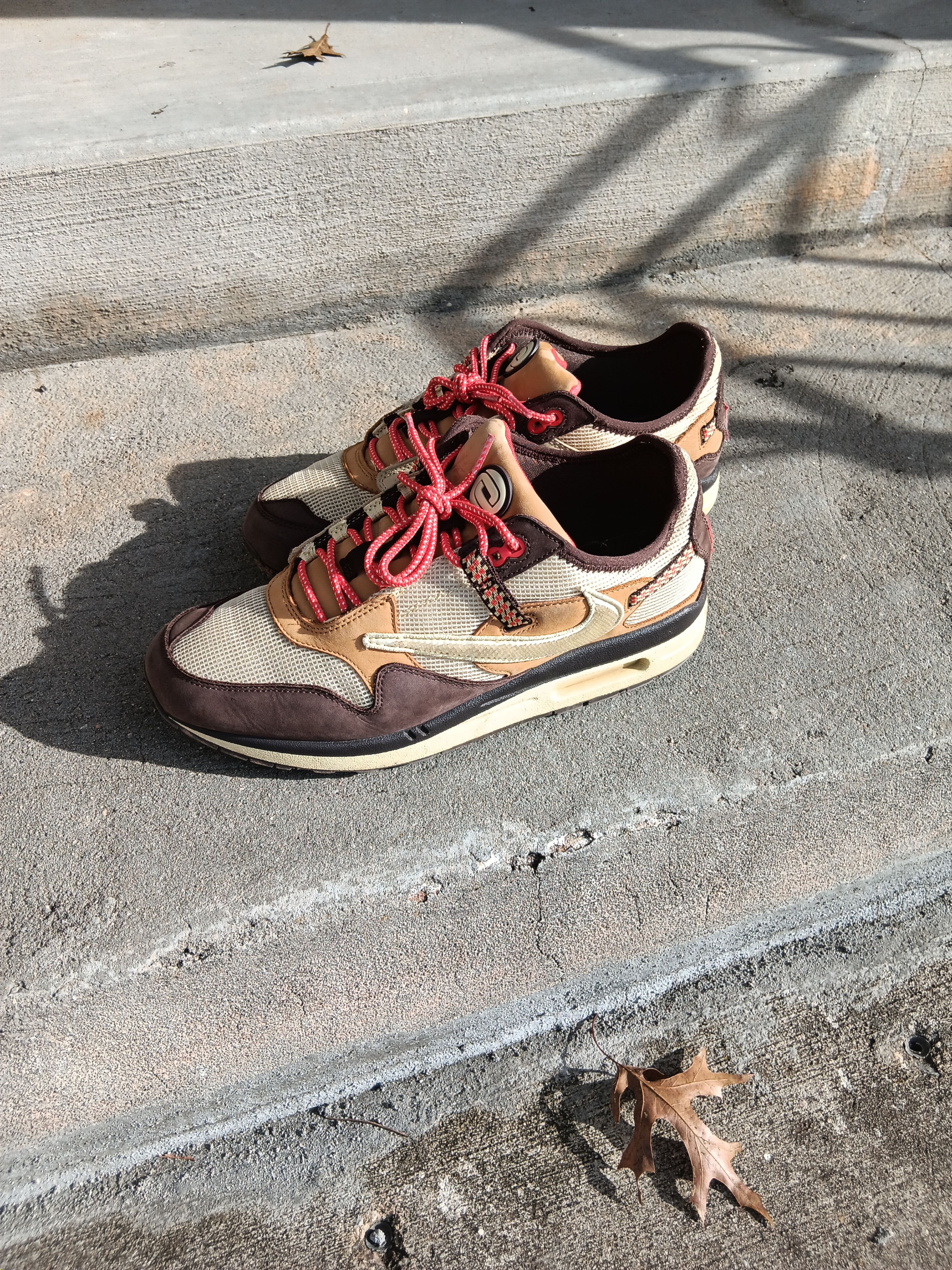 Travis Scott Nike Air Max 1 Travis Scott Cactus Jack "Baroque Brown". Size US 10 / EU 43 - 8 Thumbnail