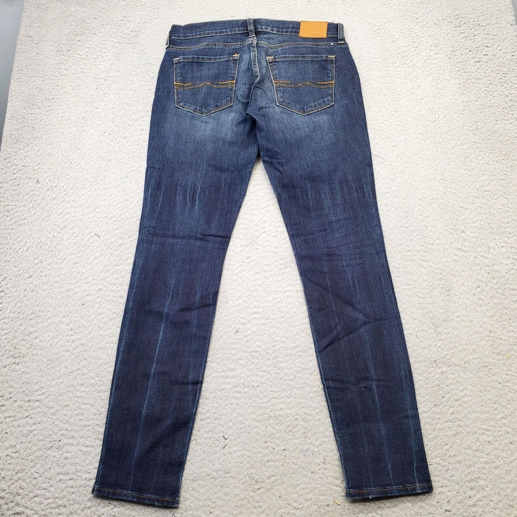 Lucky Brand Lucky Brand Jeans Women Size 2/26 Blue Whiskered Faded Dark Wash Charlie Skinny Jeans Size 26" / US 2 / IT 38 - 2 Thumbnail