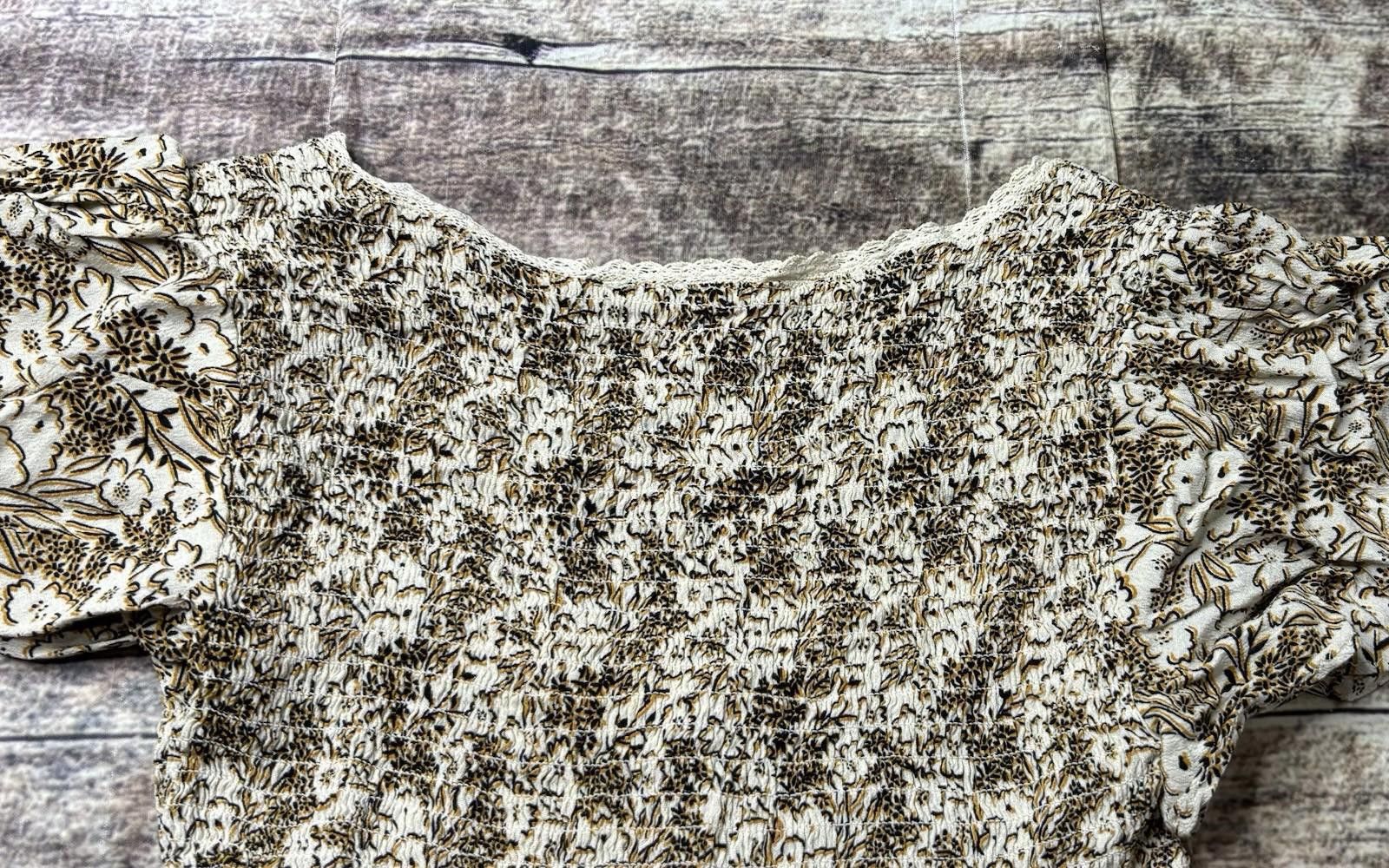 AUTRY ASTR The Label Top Womens XS Petite Floral Ruffled Crop Puff Size XS / US 0-2 / IT 36-38 - 6 Thumbnail