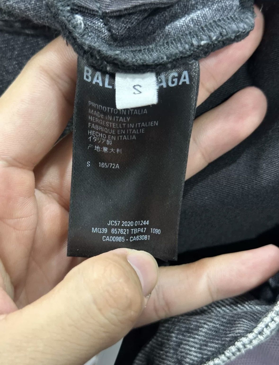 Balenciaga Balenciaga washed denim capri pants Size US 30 / EU 46 - 7 Thumbnail