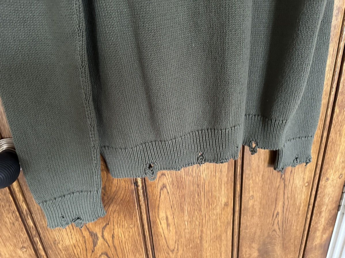 Saint Laurent Paris $990 FW21 Saint Laurent Green destroyed knit sweater L Size US L / EU 52-54 / 3 - 16 Thumbnail
