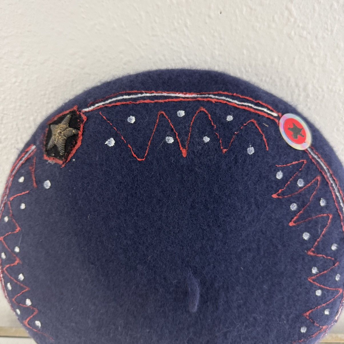 Vintage Vintage 90s Handmade Navy Red Wool Star French Beret Hat Size ONE SIZE - 4 Thumbnail