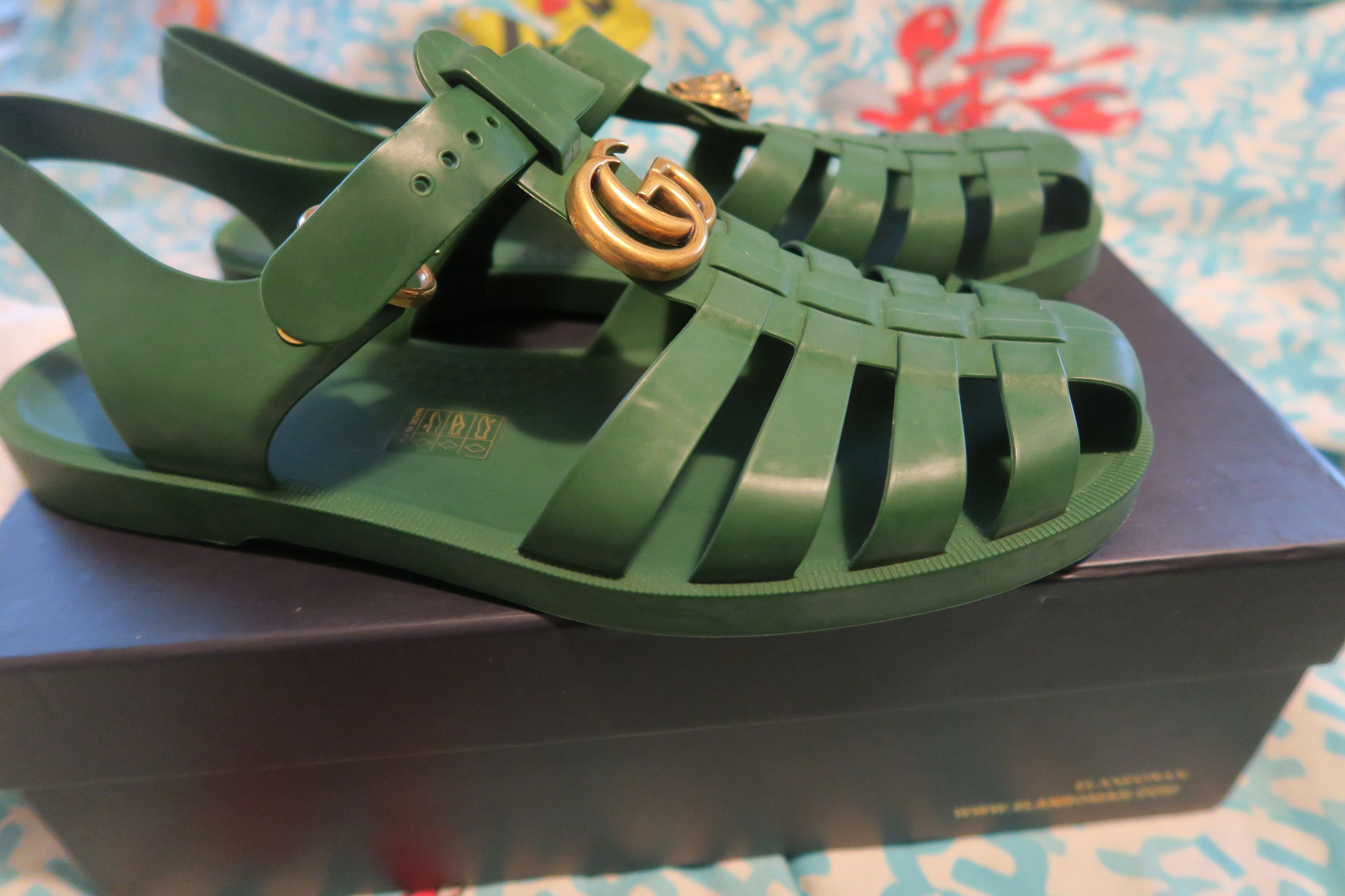 Gucci Gucci Double G Logo Rubber Fisherman Buckle Sandals Men's 8 Size US 8 / EU 41 - 5 Thumbnail
