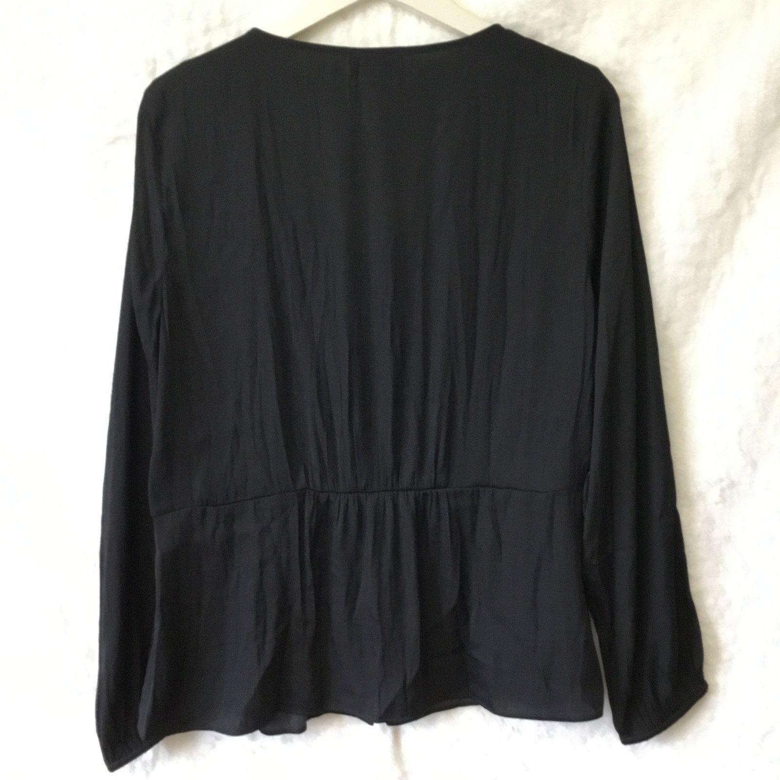Loft LOFT Black Covered Button Blouse Size S / US 4 / IT 40 - 7 Thumbnail