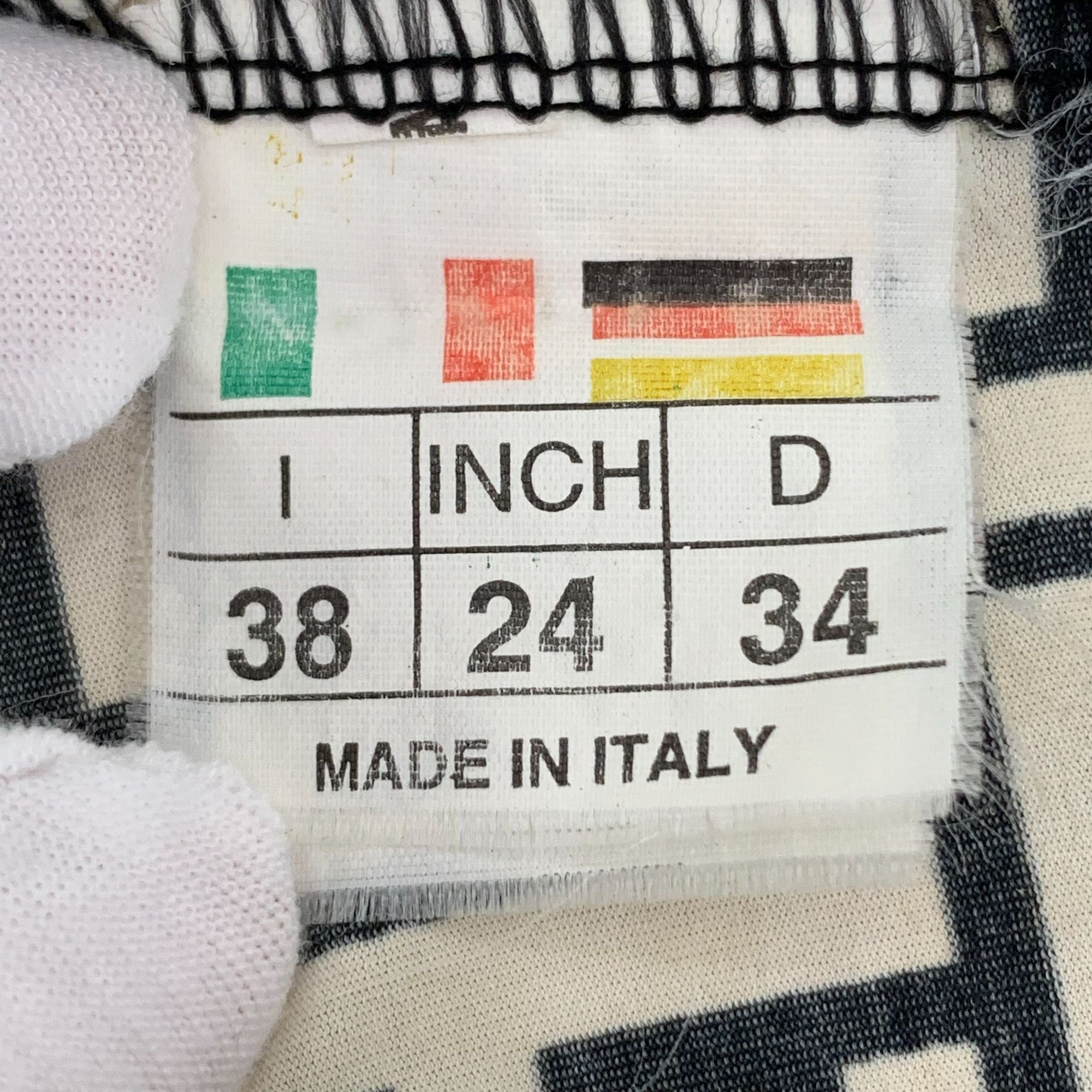 Fendi Fendi Black & White Logo Print Cotton Crewneck Dress (Size 3 Size XS / US 0-2 / IT 36-38 - 4 Thumbnail