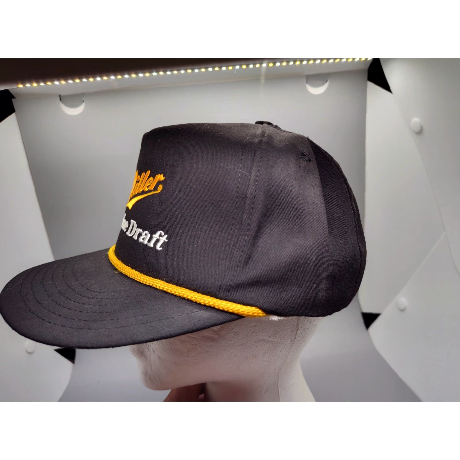 Vintage VINTAGE Miller Genuine Draft Rope Hat USA Adjustable Black Golf Hat Mens Size ONE SIZE - 4 Thumbnail