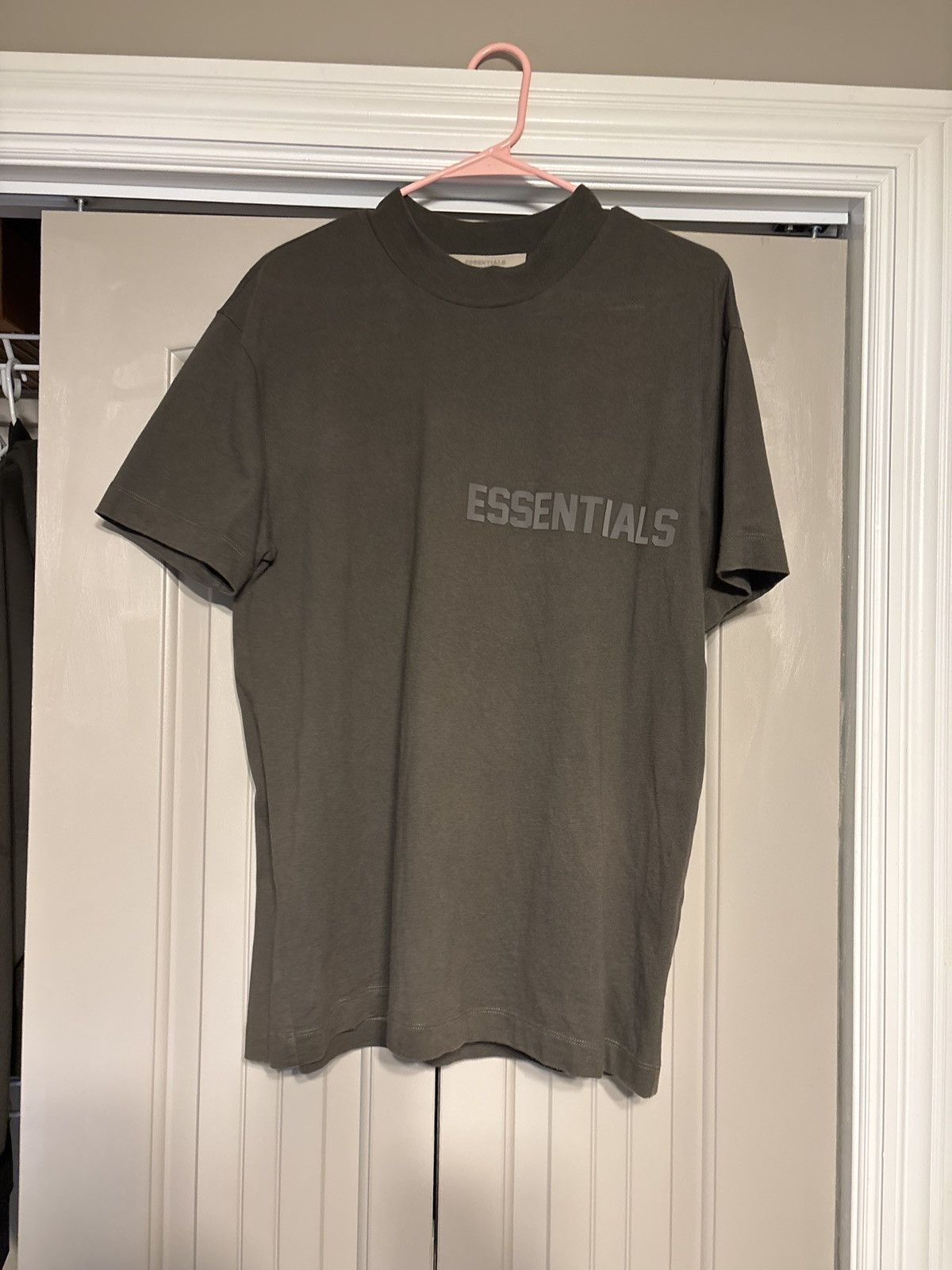 Essentials Essentials Off-White T-Shirt Size US S / EU 44-46 / 1 - 1 Thumbnail