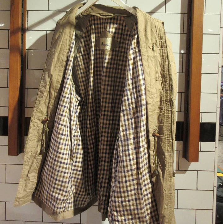 Aquascutum × Vintage Aquascutum Of London Trenchcoat Aquascutum men's beige Size US L / EU 52-54 / 3 - 6 Thumbnail