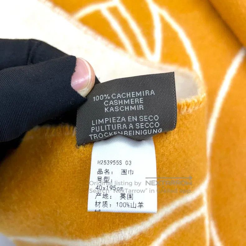 Hermes Hermes Horsehead Cashmere Scarf with Contrasting Color Emb Size ONE SIZE - 7 Thumbnail