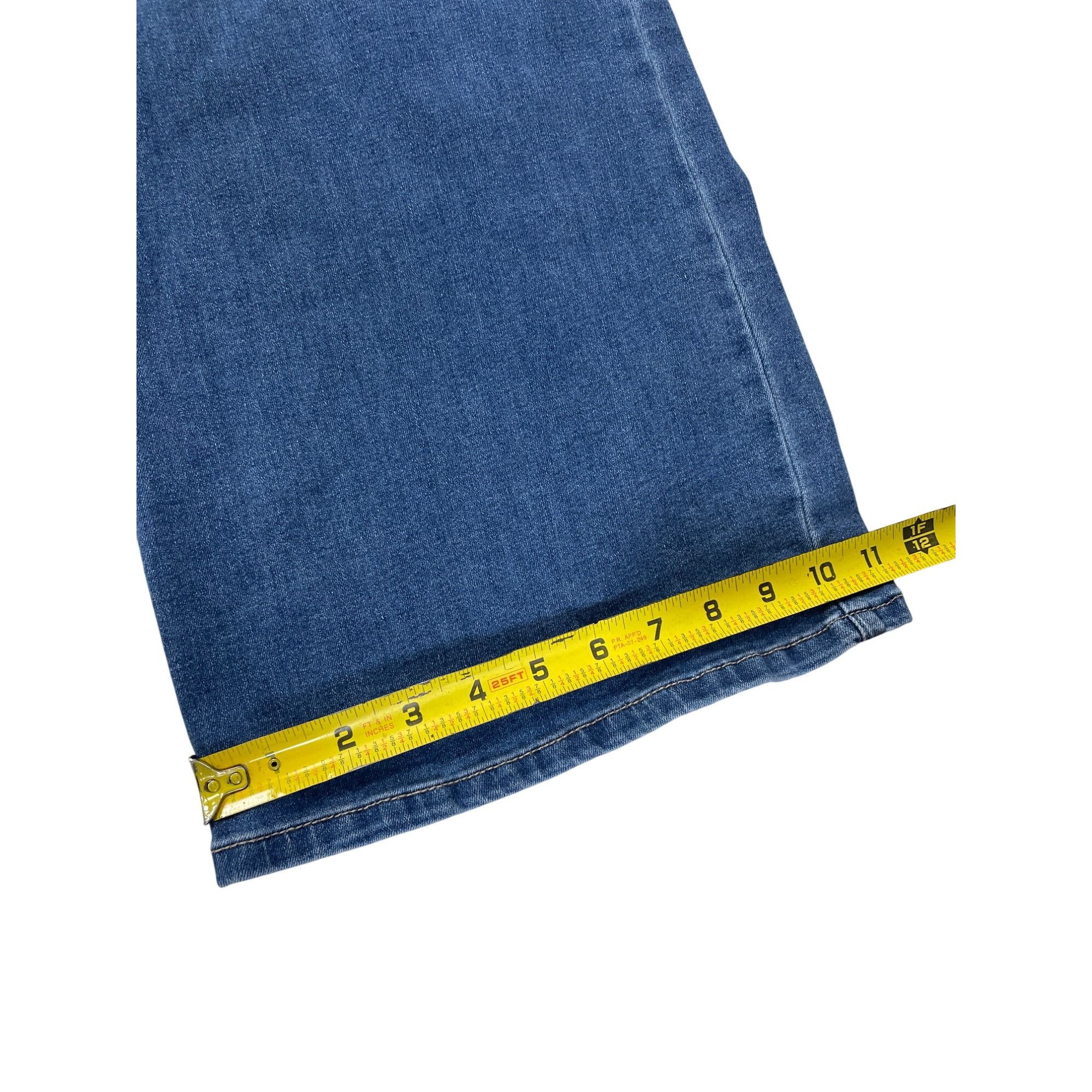 Other YMI High-Rise Skater Wide-Leg womans blue denim Jeans Size 3 Size 26" / US 2 / IT 38 - 9 Thumbnail