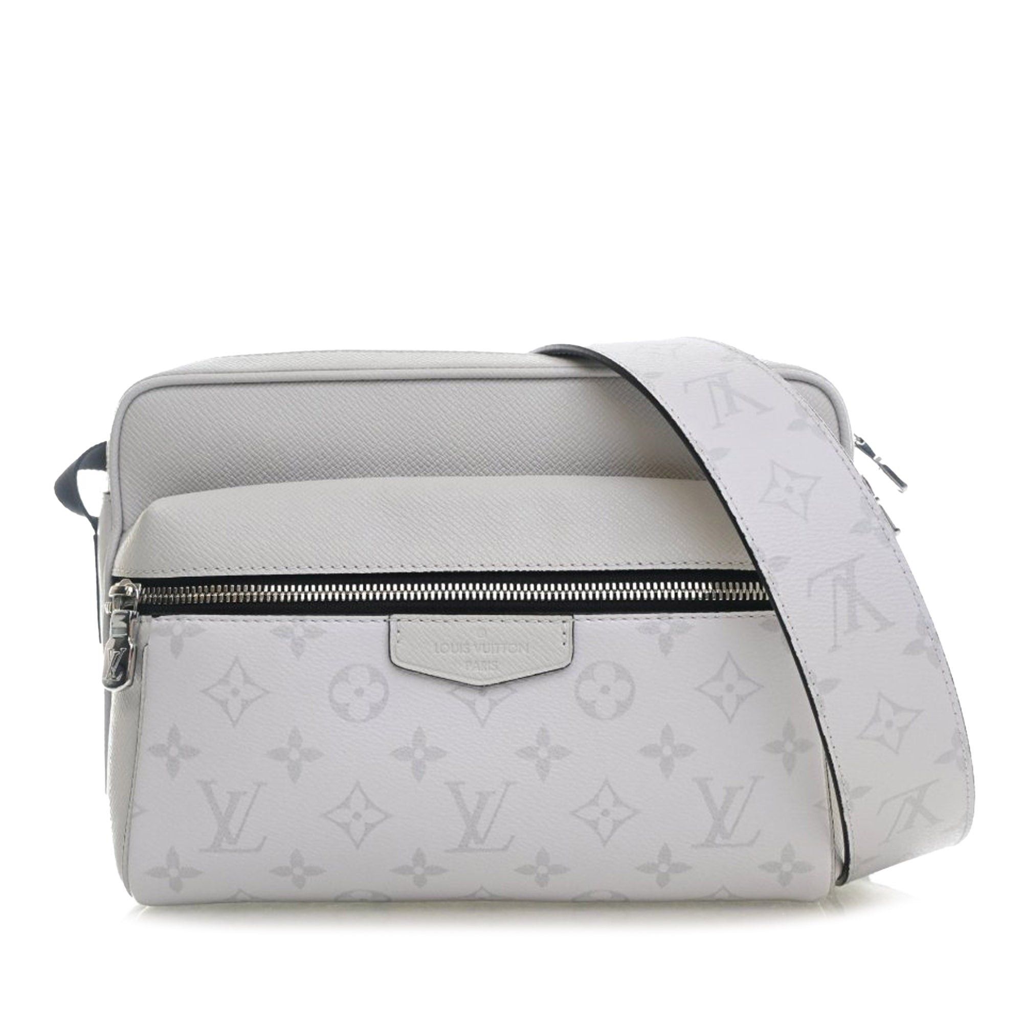 Louis Vuitton Monogram Taigarama Outdoor Messenger Size ONE SIZE - 1 Thumbnail