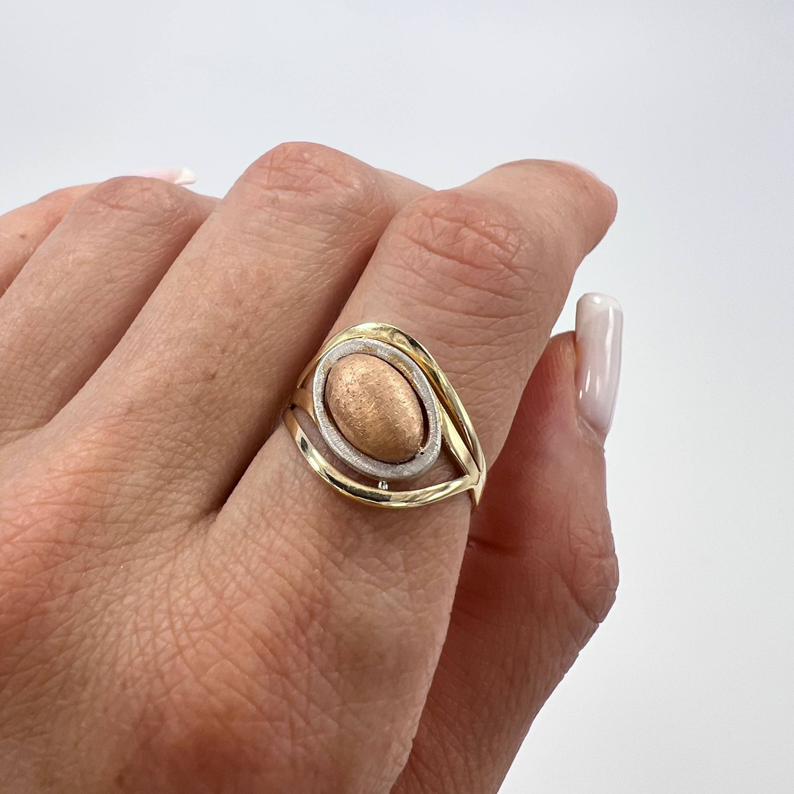 Other 14K Gold Ring Oval Rose Yellow White Gold 2.4g Size 7 Size ONE SIZE - 2 Thumbnail