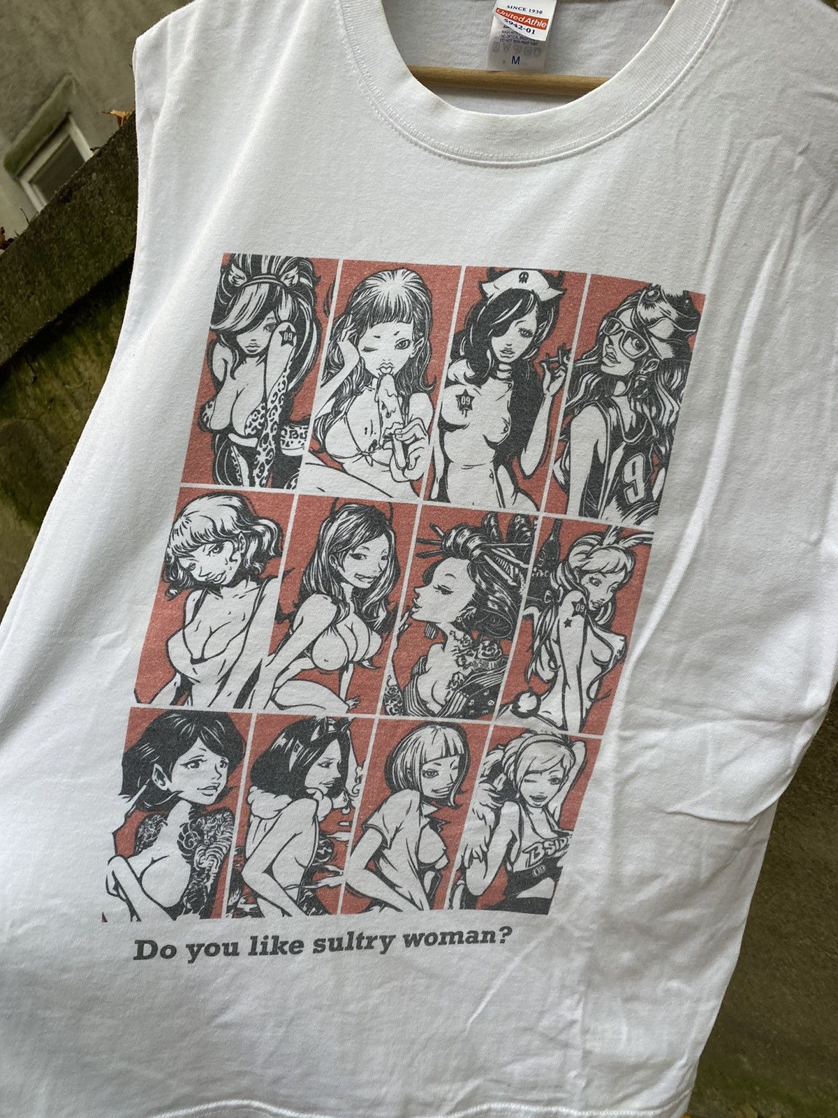 Anime × Japanese Brand 2000s Hentai “Do you like sultry woman” T-Shirt Size US M / EU 48-50 / 2 - 8 Thumbnail