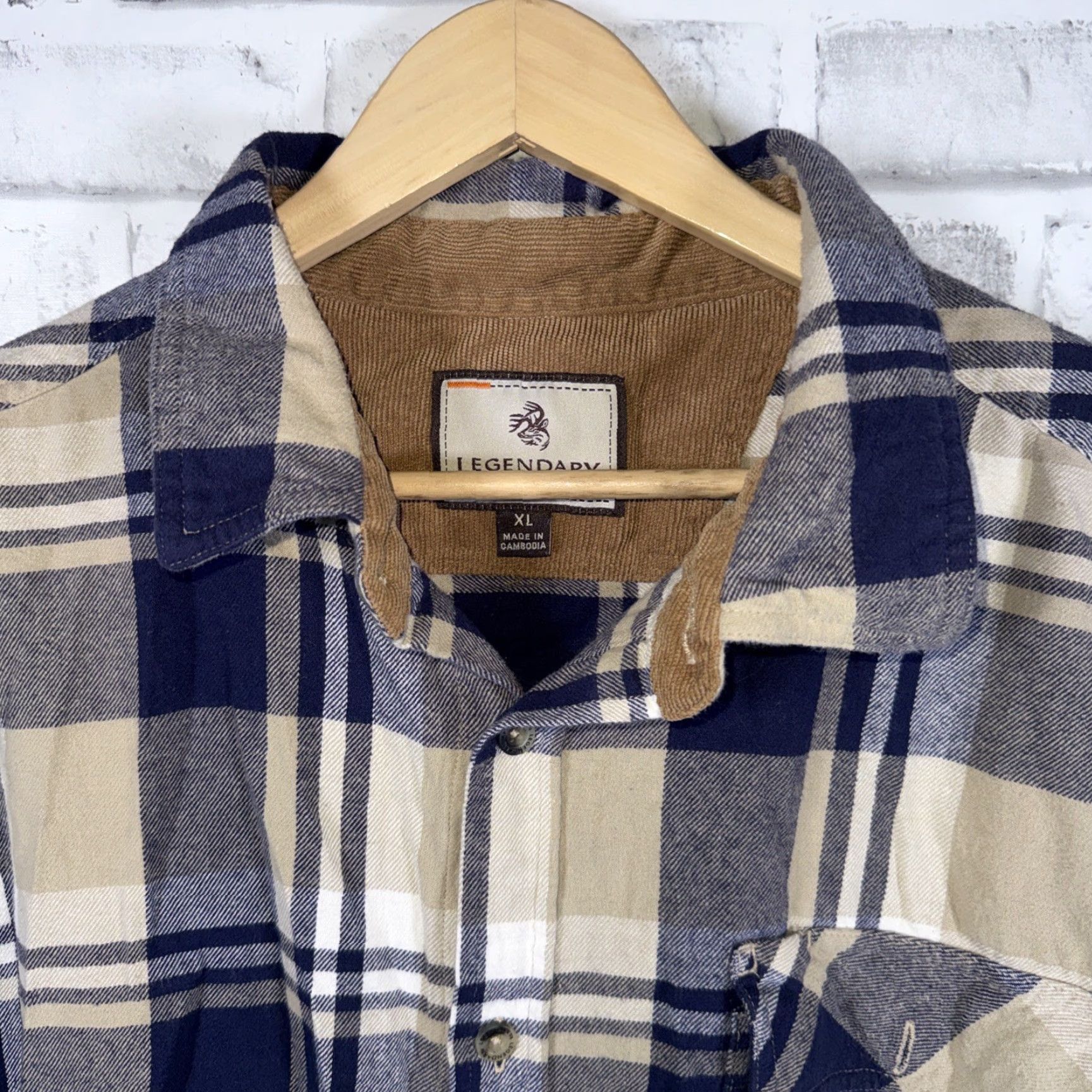 Vintage Legendary Whitetails Blue Flannel Button-Up Shirt Mens Size XL User: Legendary Whitetails Blue Flannel Button-Up Shirt Mens Size XL Size US XL / EU 56 / 4 - 2 Thumbnail
