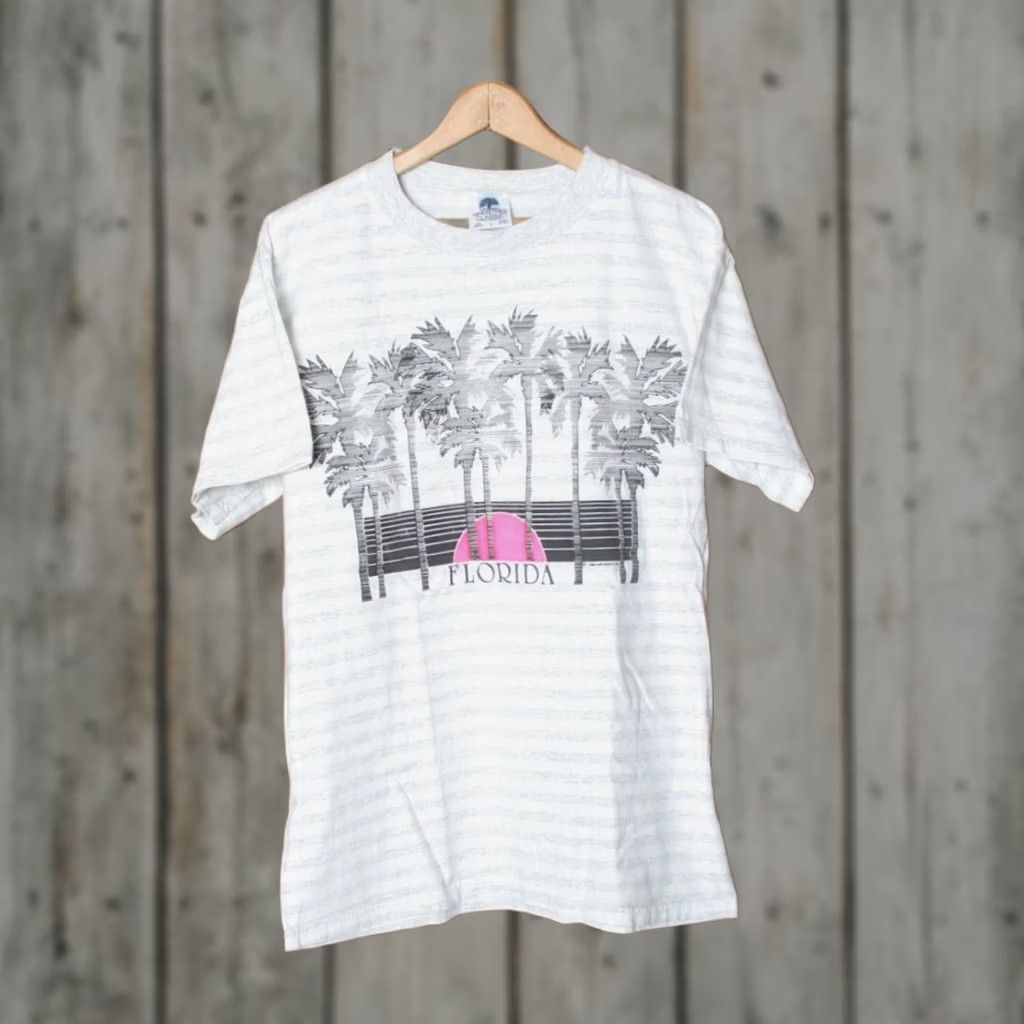 Vintage Vintage Kingstree Classic Air Waves Florida Single Stitch T-Shirt Sz. L M/L Short Sleeve Mens Cotton Graphic 1990s (Fits M/L) Size US M / EU 48-50 / 2 - 1 Thumbnail