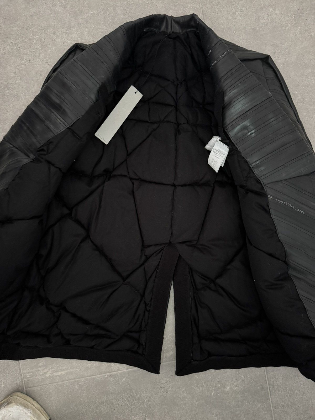 Rick Owens Rick Owens 1/1 25k Truck Rubber Jacket Porterville fw24 Size S / US 4 / IT 40 - 14 Thumbnail